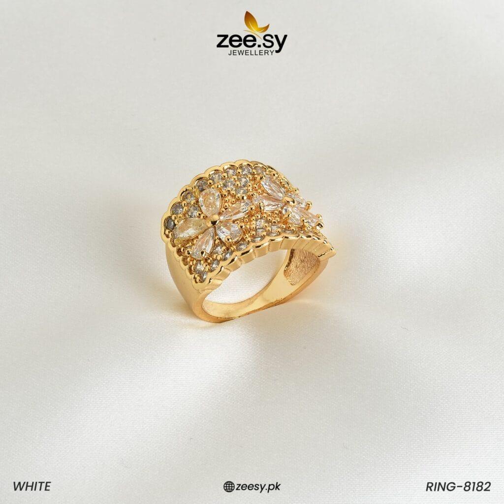 Ring-8182