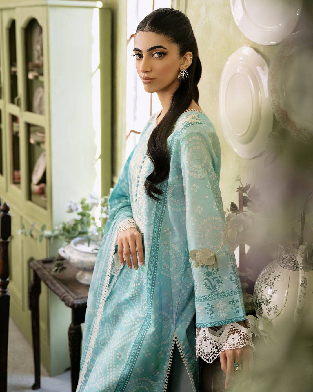 Roheenaz | Flora Printed Lawn | Mirage - Pakistani Designer Dress - by Roheenaz | Type: Luxury - 100% Original at Saira Sultan