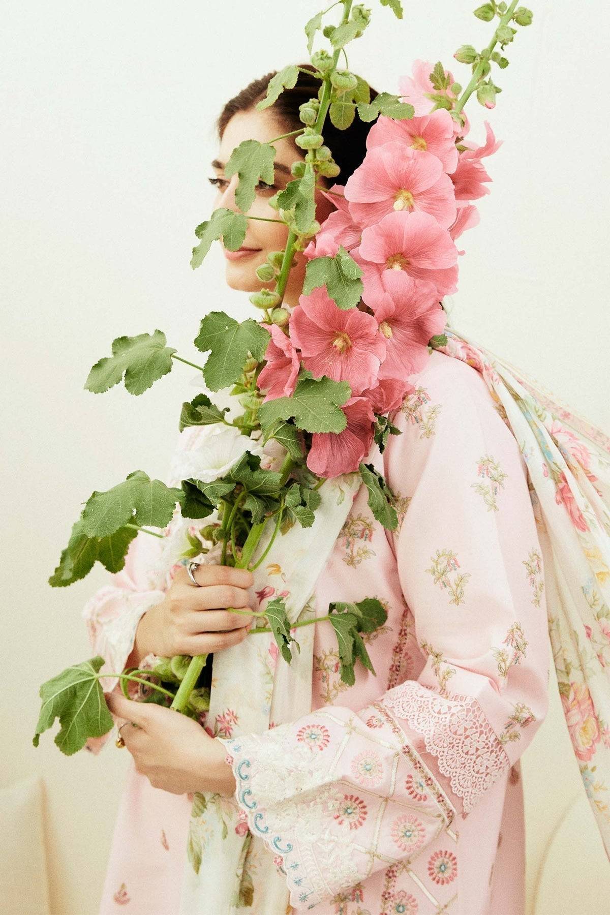Zara Shahjahan | Coco Lawn Eid Edit 24 | ROOHI-D8 - Pakistani Designer Dress - by Zara Shahjahan | Type: Luxury - 100% Original at Saira Sultan