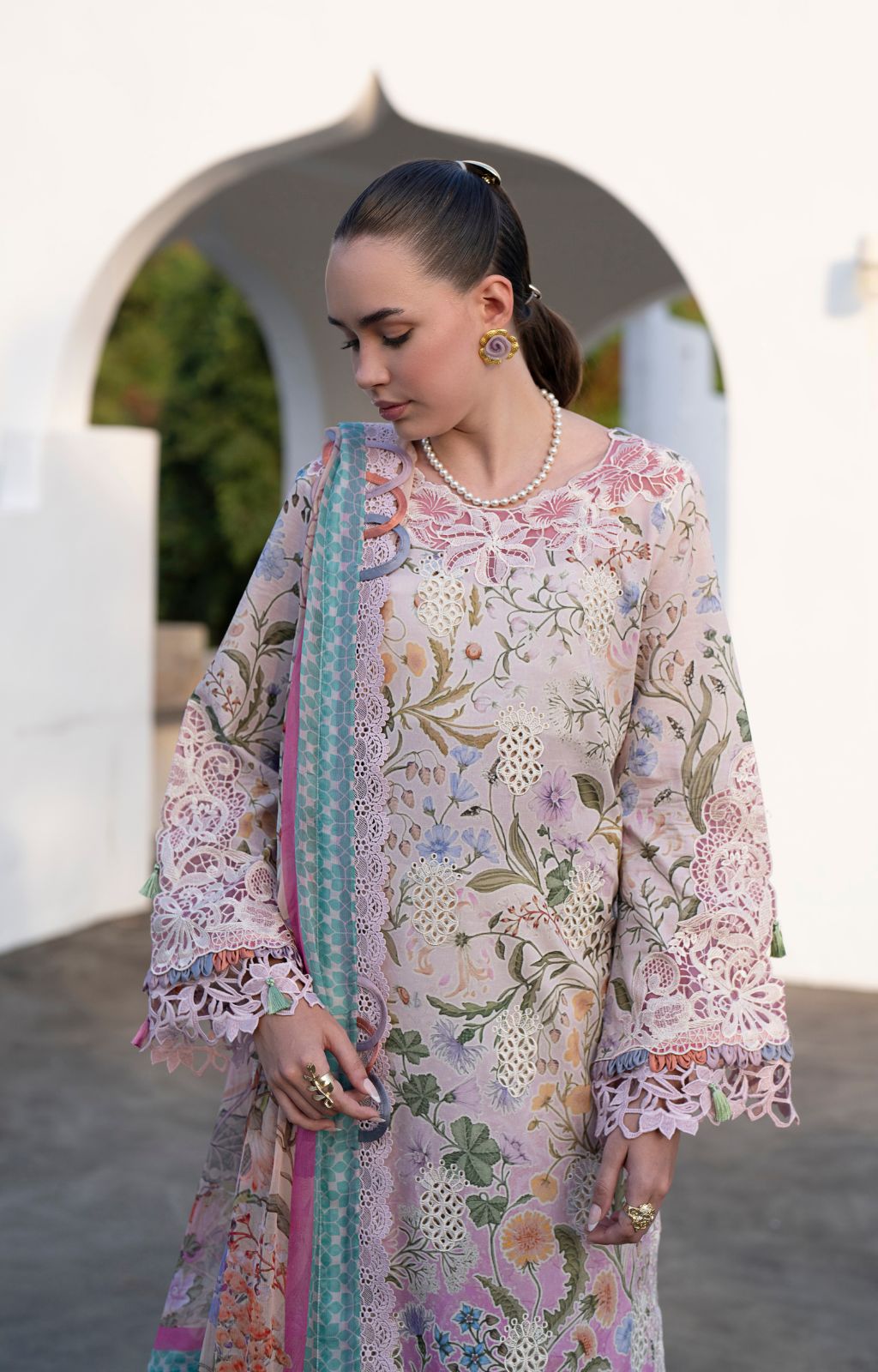 AJR Couture | Printakari Lawn 25 | Rose L Omber Lawn