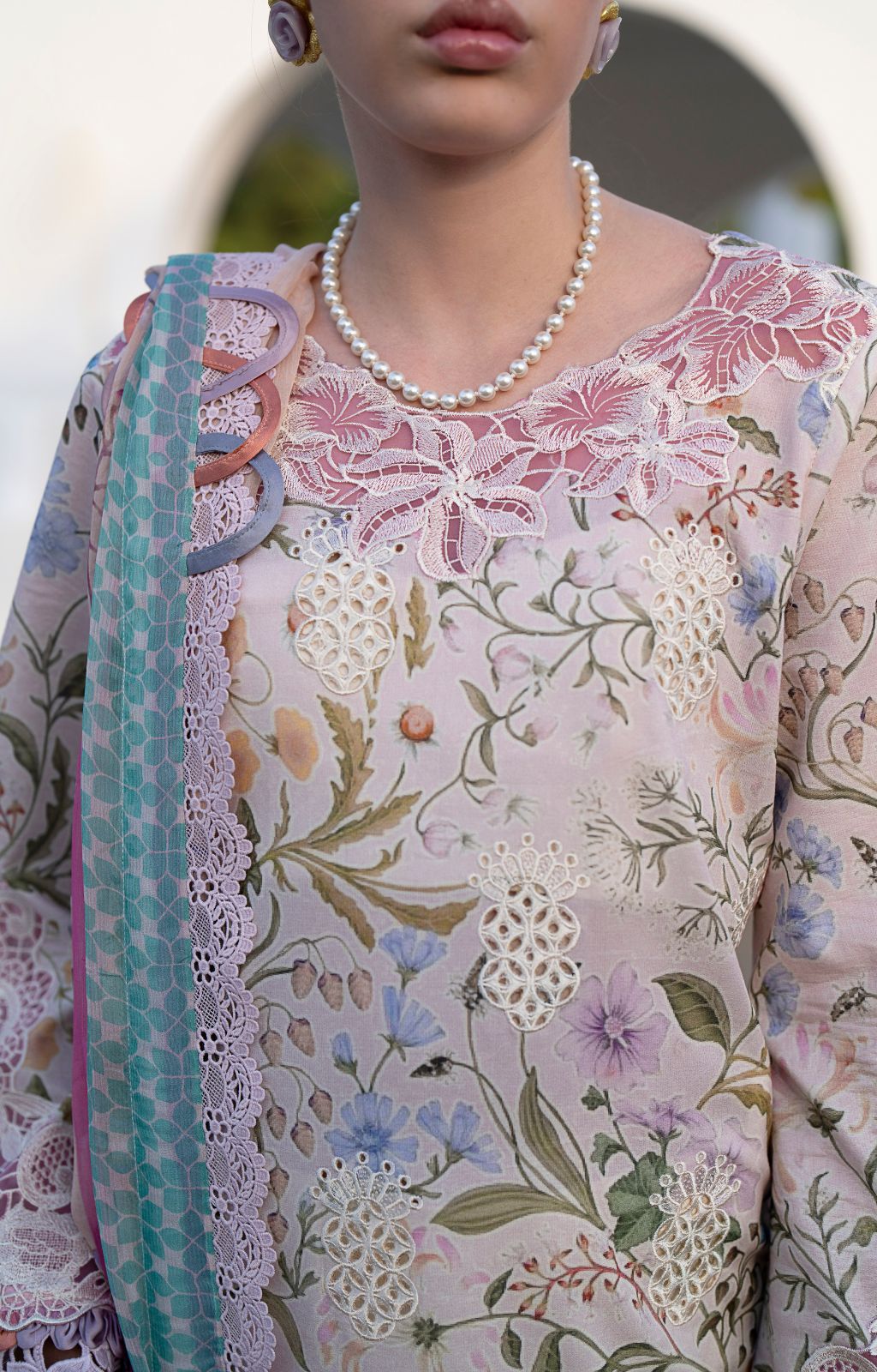 AJR Couture | Printakari Lawn 25 | Rose M Omber Lawn