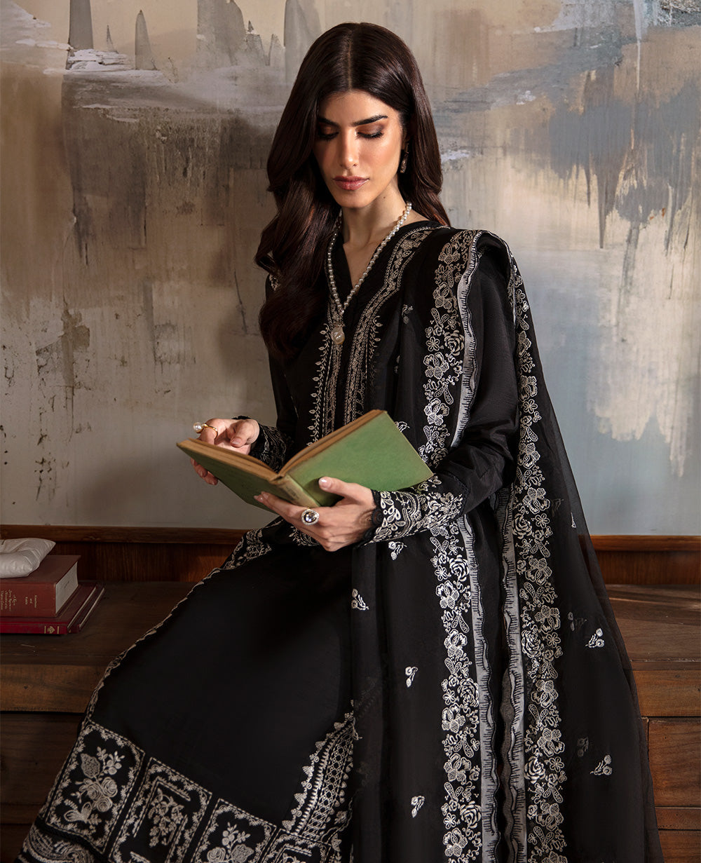 Republic Womenswear | Premium Pret 25 | RPP-01 (Fleurie) M Black Raw Silk