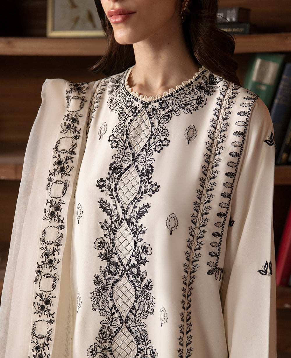Republic Womenswear | Premium Pret 25 | RPP-07 (Gigi) L Ivory Grip