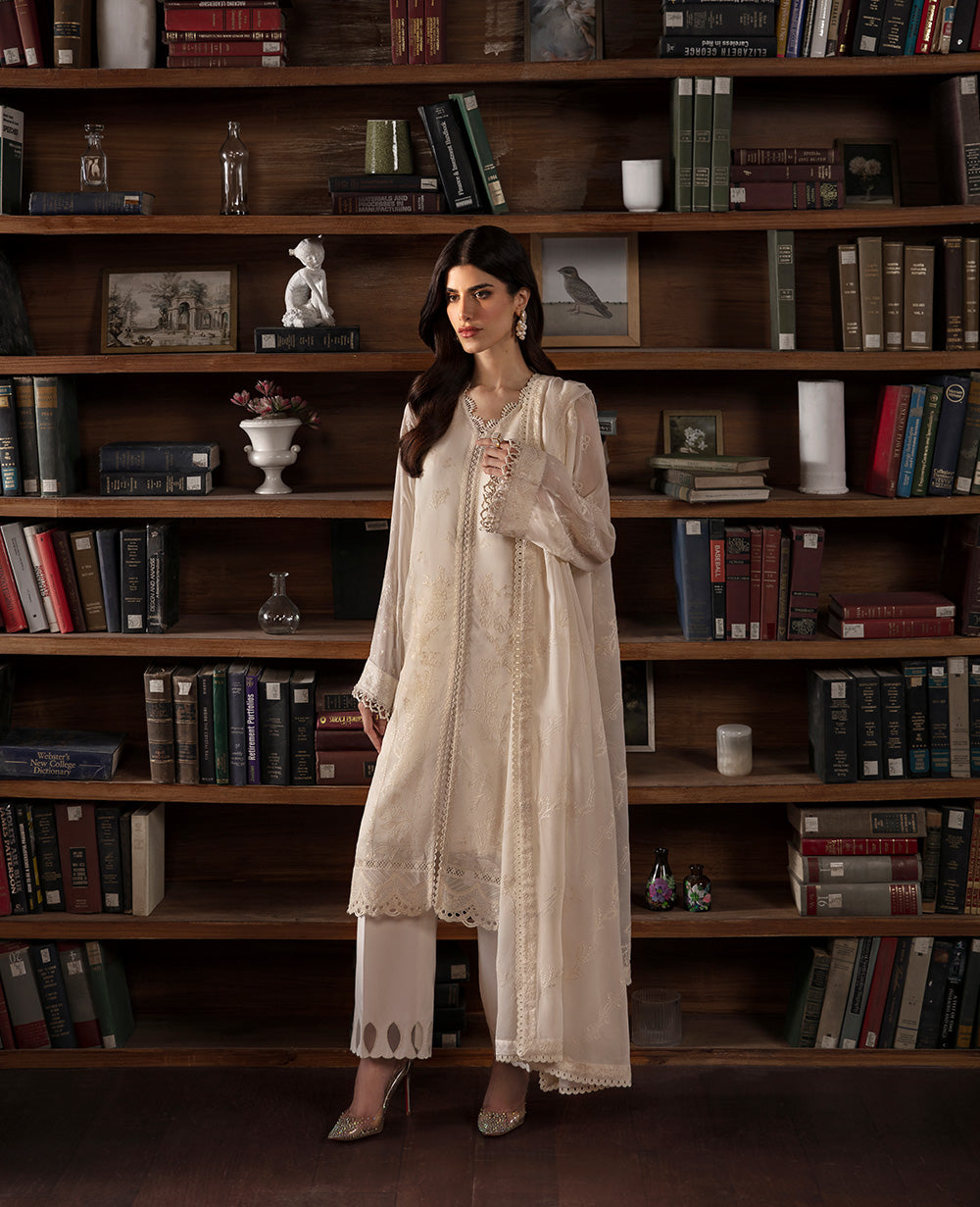 Republic Womenswear | Premium Pret 25 | RPP-10 (F©e) S Off White Georgette chiffon