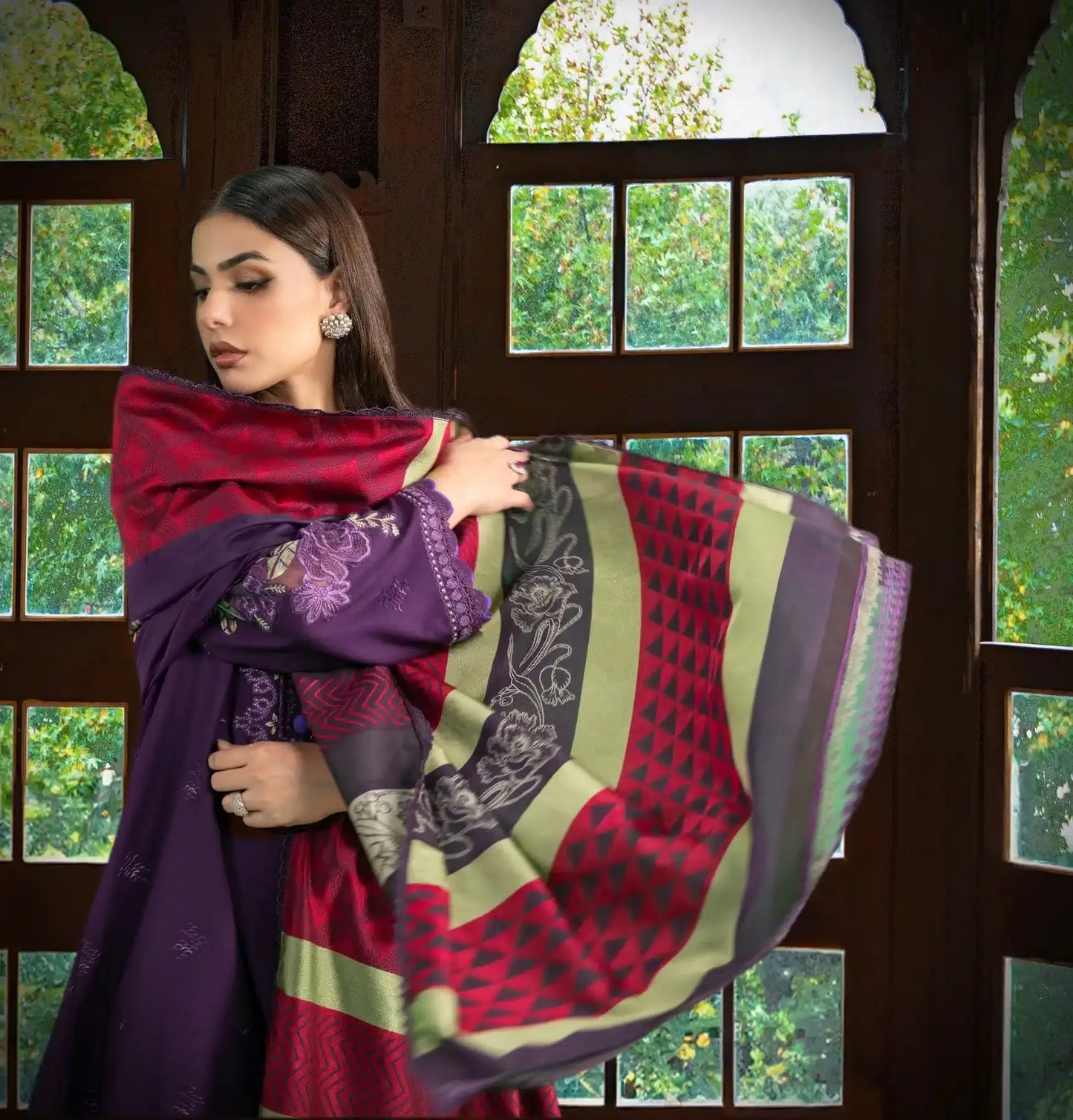 Sable Vogue | Winter 23 | SWC-08-23 - Pakistani Designer Dress - by Sable Vogue | Type: Luxury - 100% Original at Saira Sultan