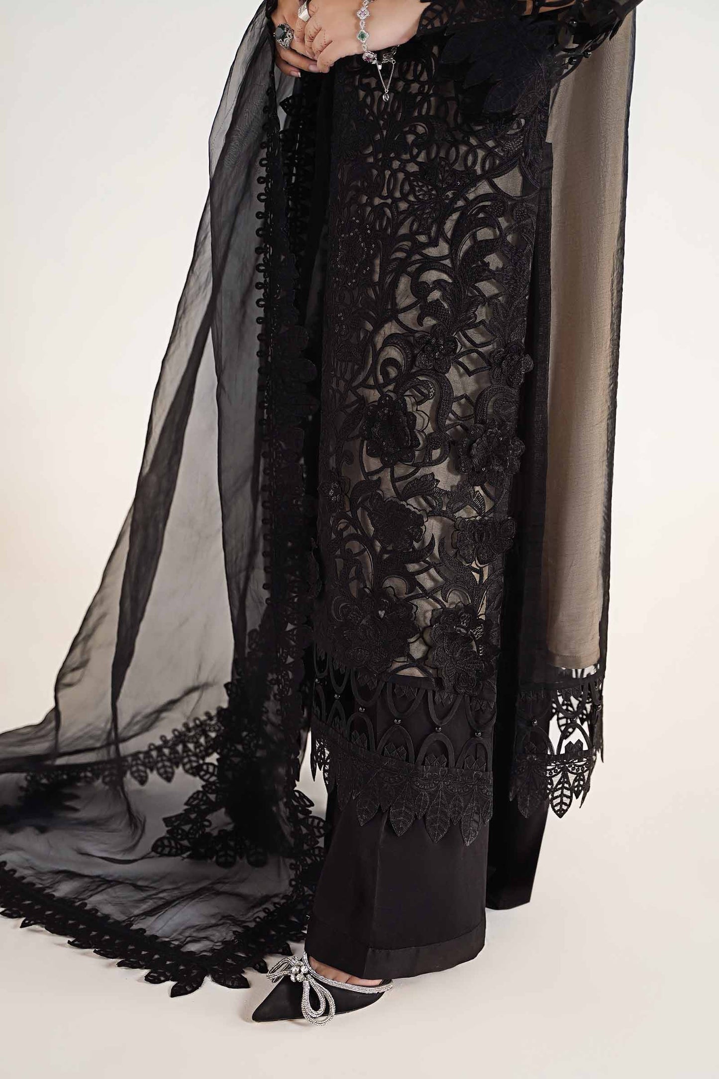 Maira B | Ready to Wear | SF-EA24-34 Black M