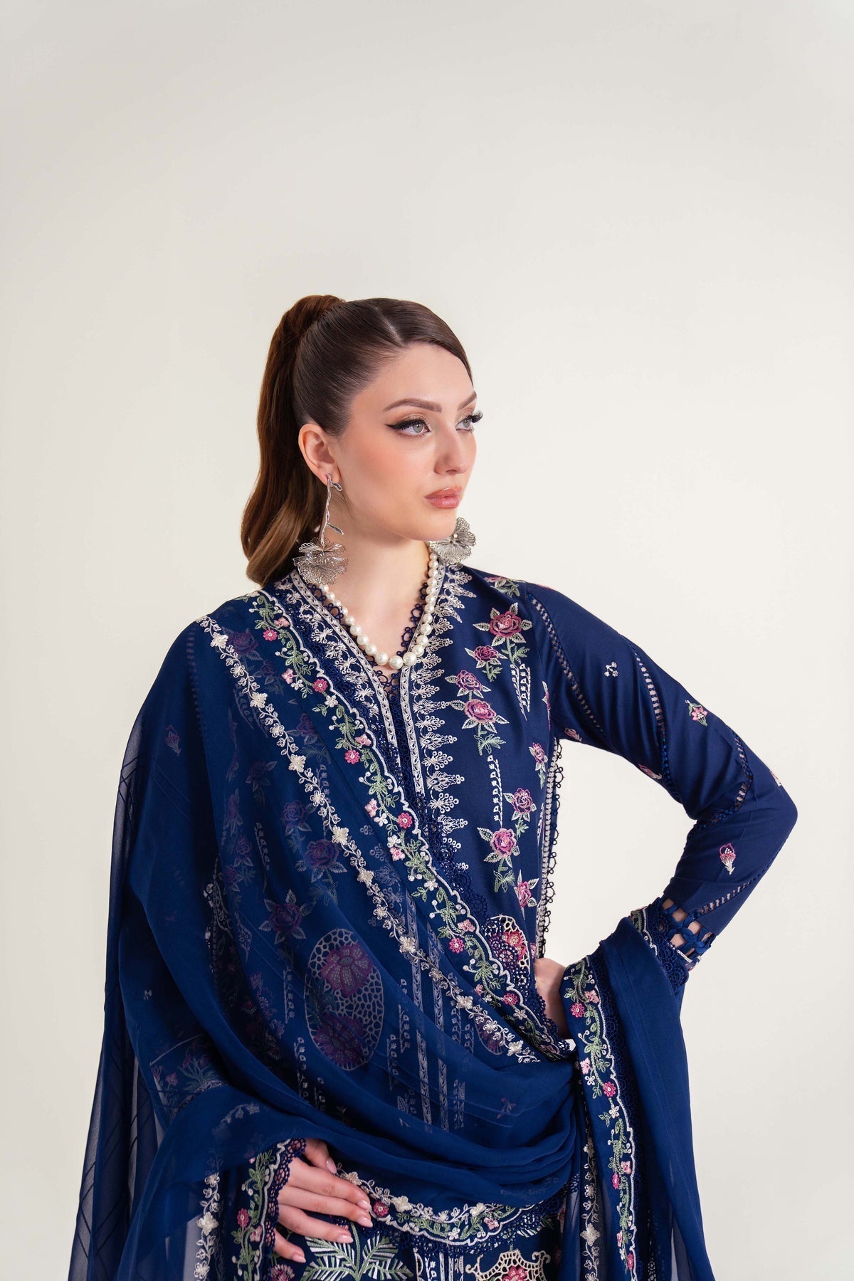 Sable Vogue | Luxury Lawn 25 | SL-07-25-V2 M Navy Blue Lawn