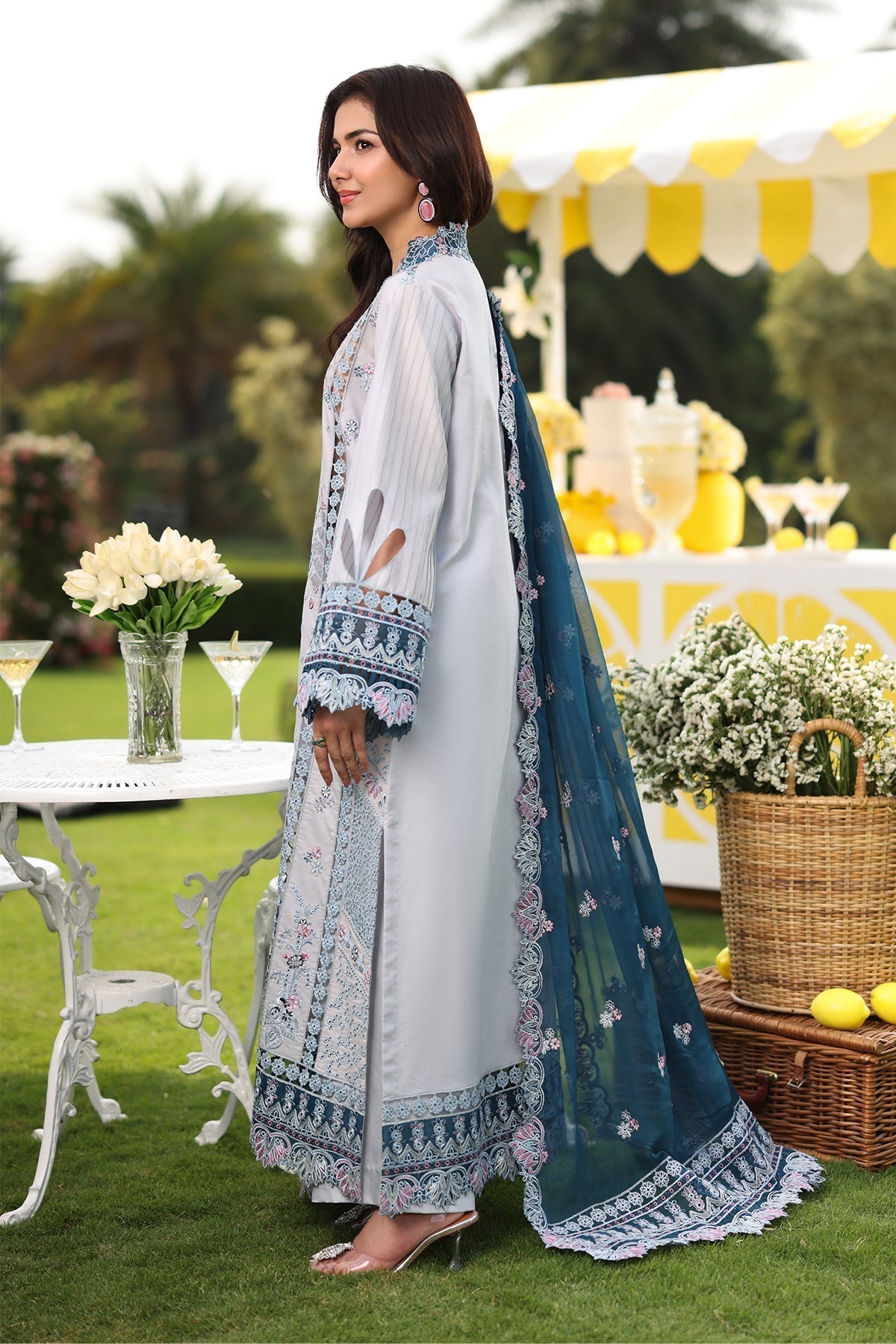 Imrozia Premium | Hayam Luxury Lawn 25 | SL 96 MUNIRA S Silver Lawn