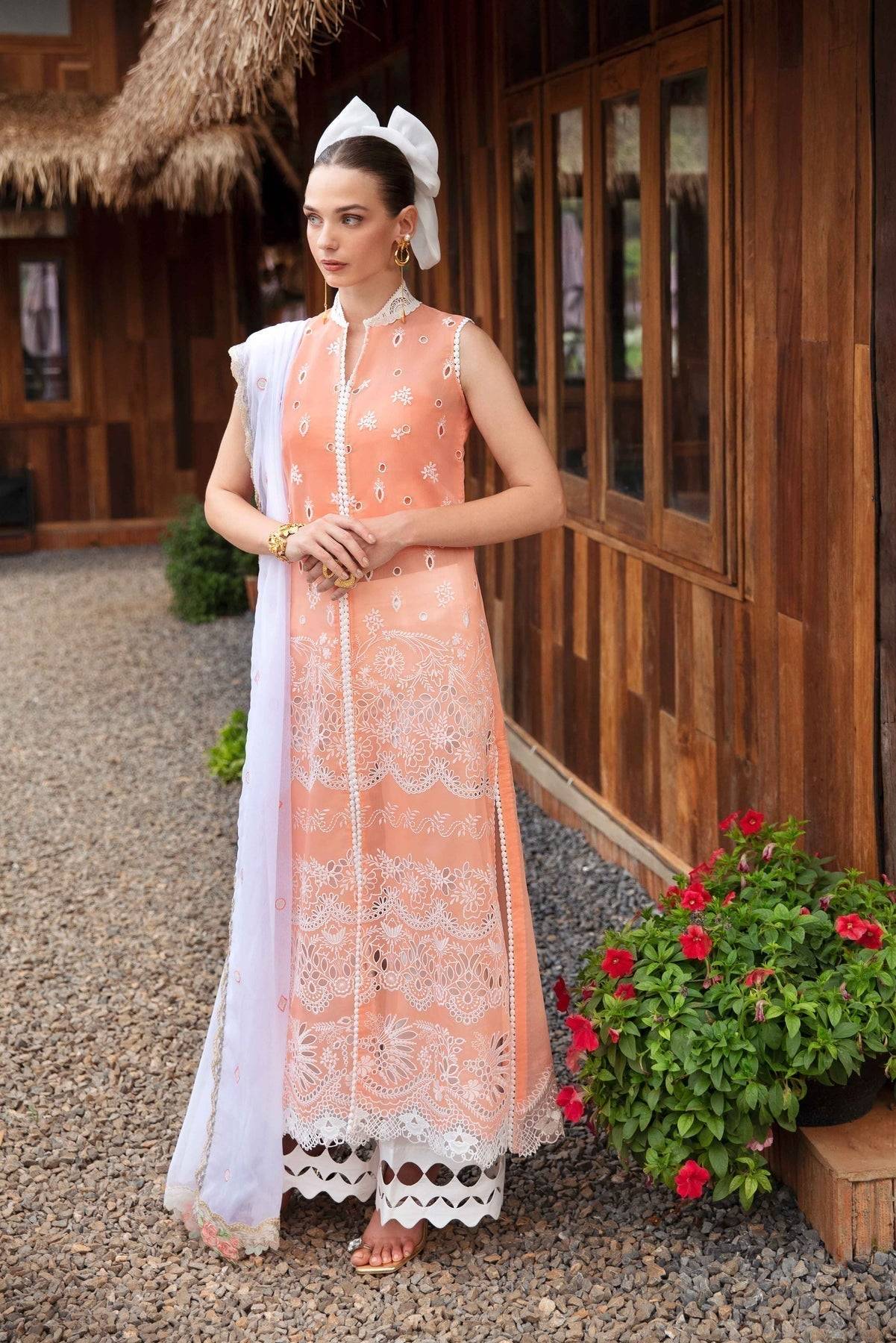 Sable Vogue | Luxury Lawn 24 | Linnea - Pakistani Designer Dress - by Sable Vogue | Type: Luxury - 100% Original at Saira Sultan
