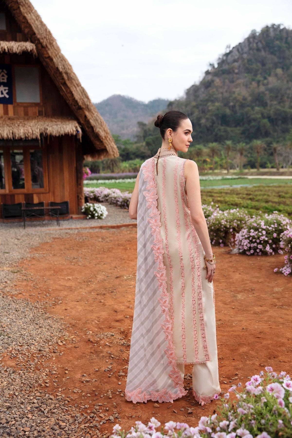Sable Vogue | Luxury Lawn 24 | Clara - Pakistani Designer Dress - by Sable Vogue | Type: Luxury - 100% Original at Saira Sultan