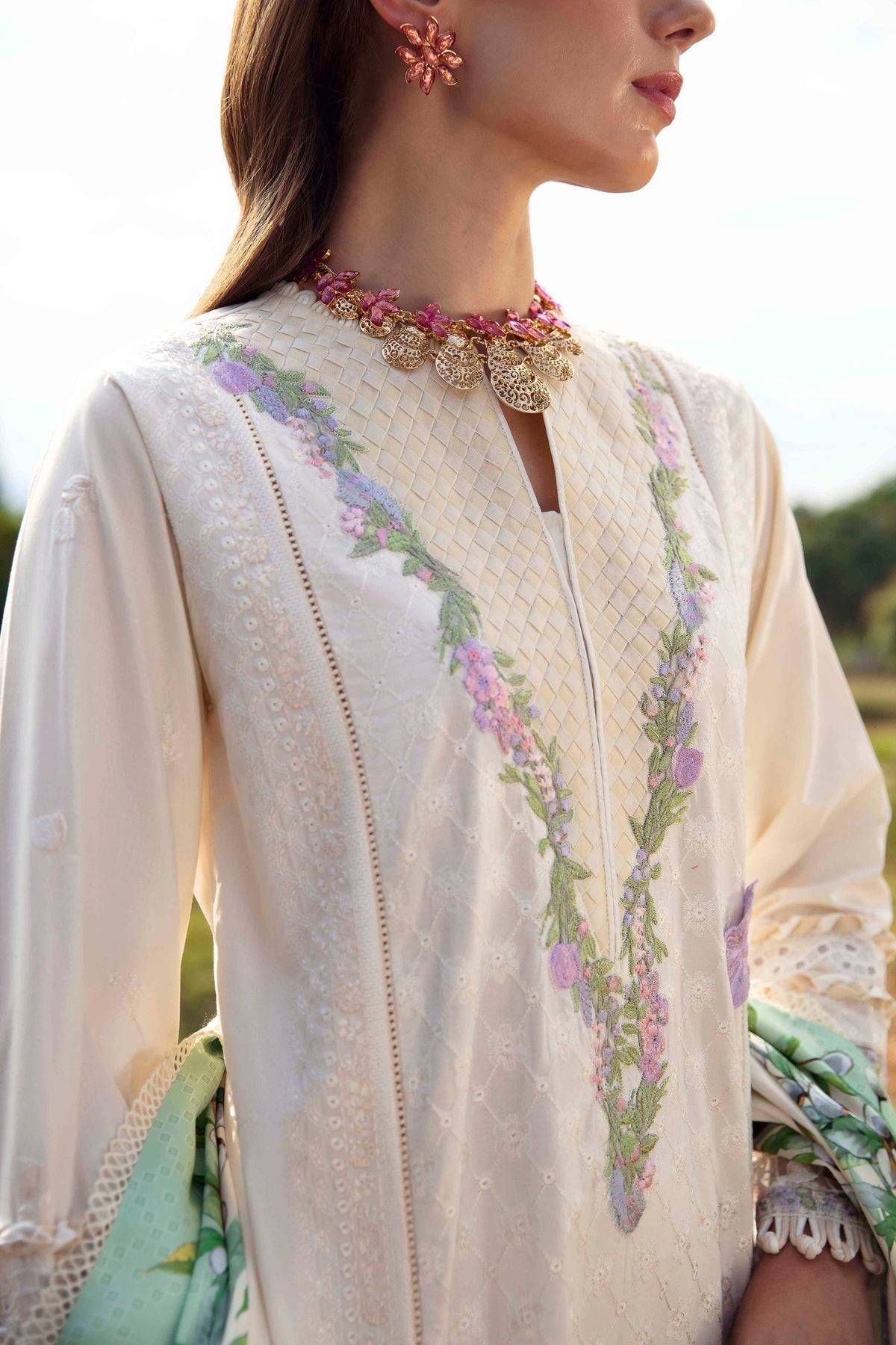 Sable Vogue | Luxury Lawn 24 | Ivy - Pakistani Designer Dress - by Sable Vogue | Type: Luxury - 100% Original at Saira Sultan