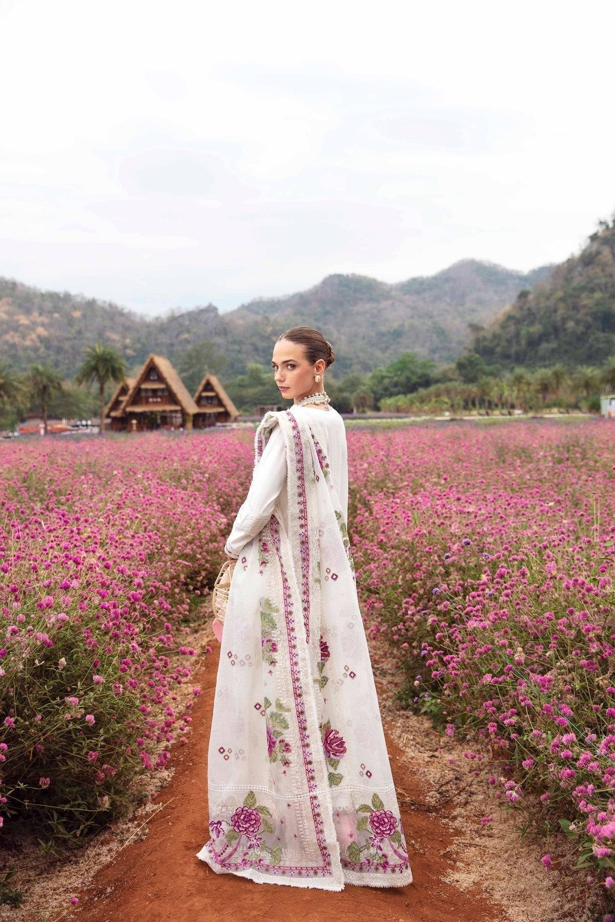Sable Vogue | Luxury Lawn 24 | Lyra - Pakistani Designer Dress - by Sable Vogue | Type: Luxury - 100% Original at Saira Sultan