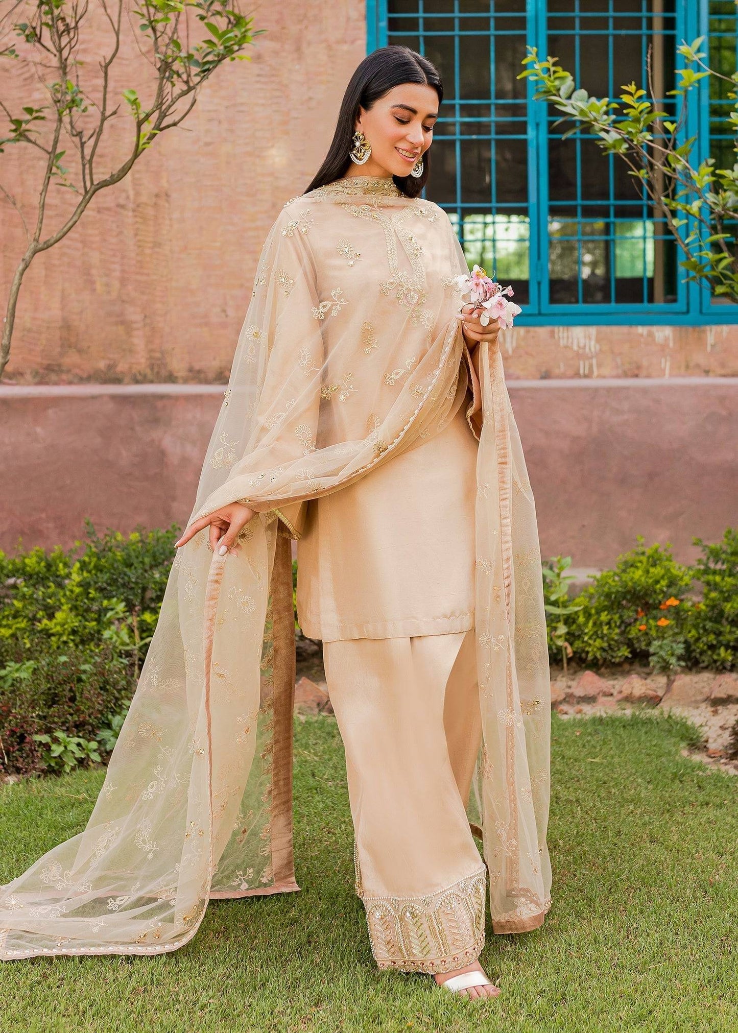 Sadaf Fawad Khan | Zinnia Festive Formals | Freya - Pakistani Designer Dress - by Sadaf Fawad Khan | Type: Formal - 100% Original at Saira Sultan