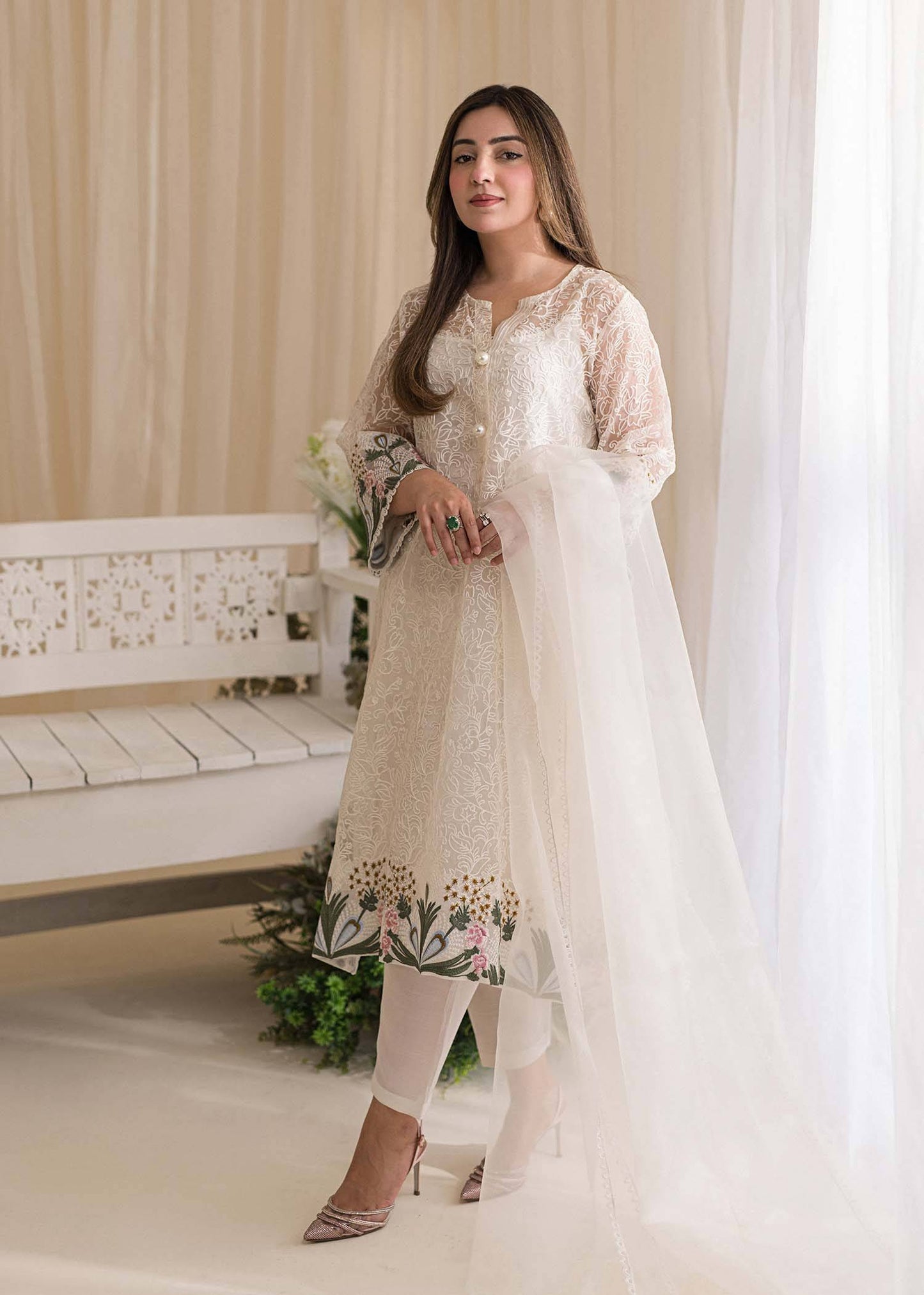 Sadaf Fawad Khan | Lyla Festive Pret | Plumeria - Pakistani Designer Dress - by Sadaf Fawad Khan | Type: Formal - 100% Original at Saira Sultan