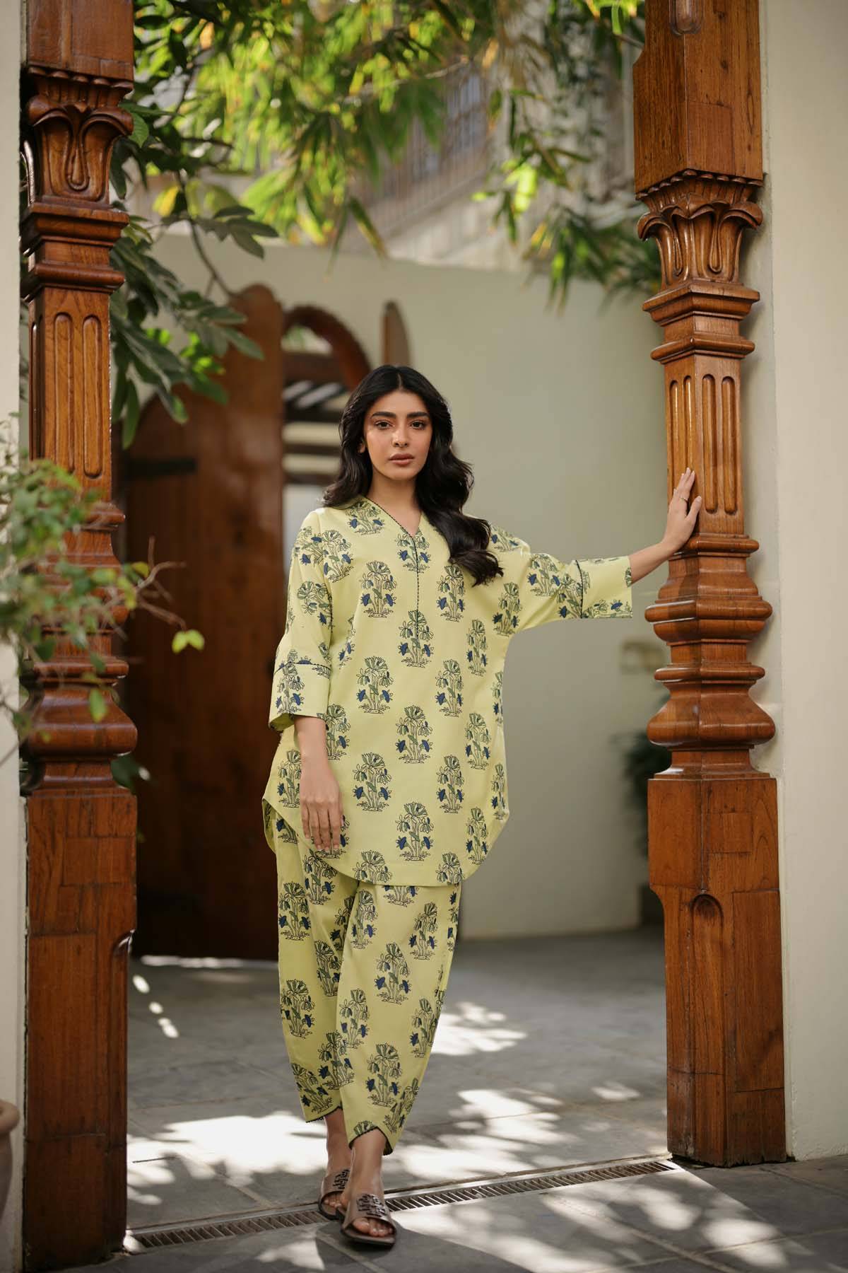 Sahar | Print Edit SS24 | P-23 - Pakistani Designer Dress - by Sahar | Type: Luxury - 100% Original at Saira Sultan