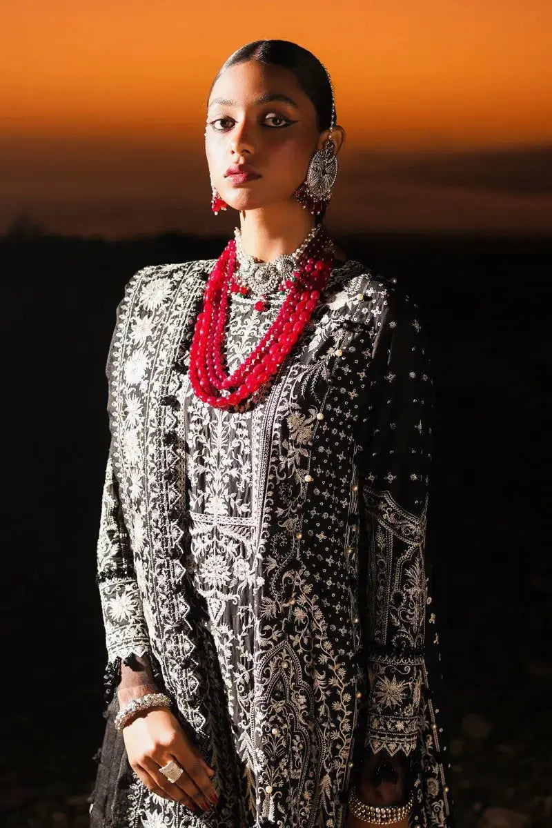 Sana Safinaz | Luxury Lawn 2023 | L231-008A-CZ - Pakistani Designer Dress - by Sana Safinaz | Type: Luxury - 100% Original at Saira Sultan