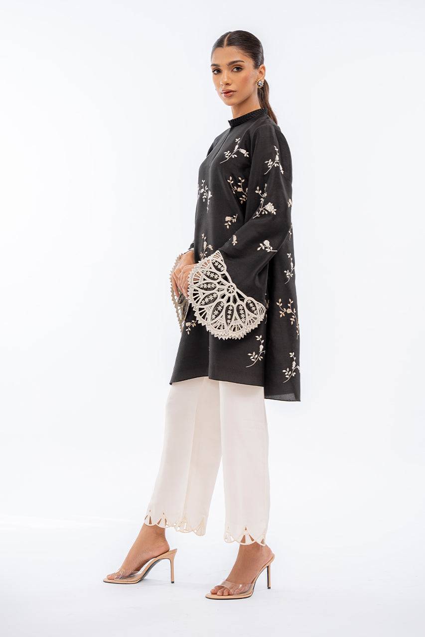 Sania Maskatiya | Eid Collection | Jada (B) - Pakistani Designer Dress - by Sania Maskatiya | Type: Formal - 100% Original at Saira Sultan