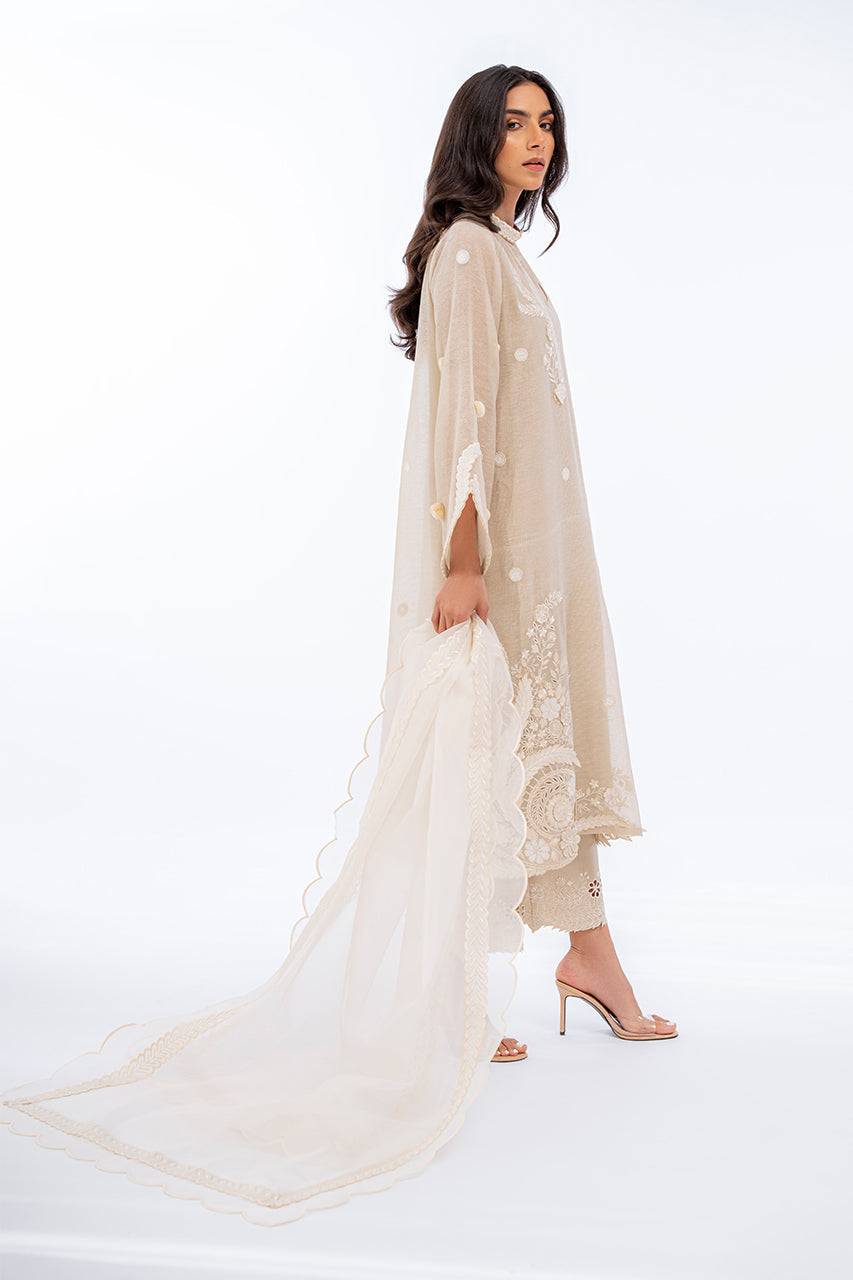 Sania Maskatiya | Eid Collection | Lila (A) - Pakistani Designer Dress - by Sania Maskatiya | Type: Formal - 100% Original at Saira Sultan