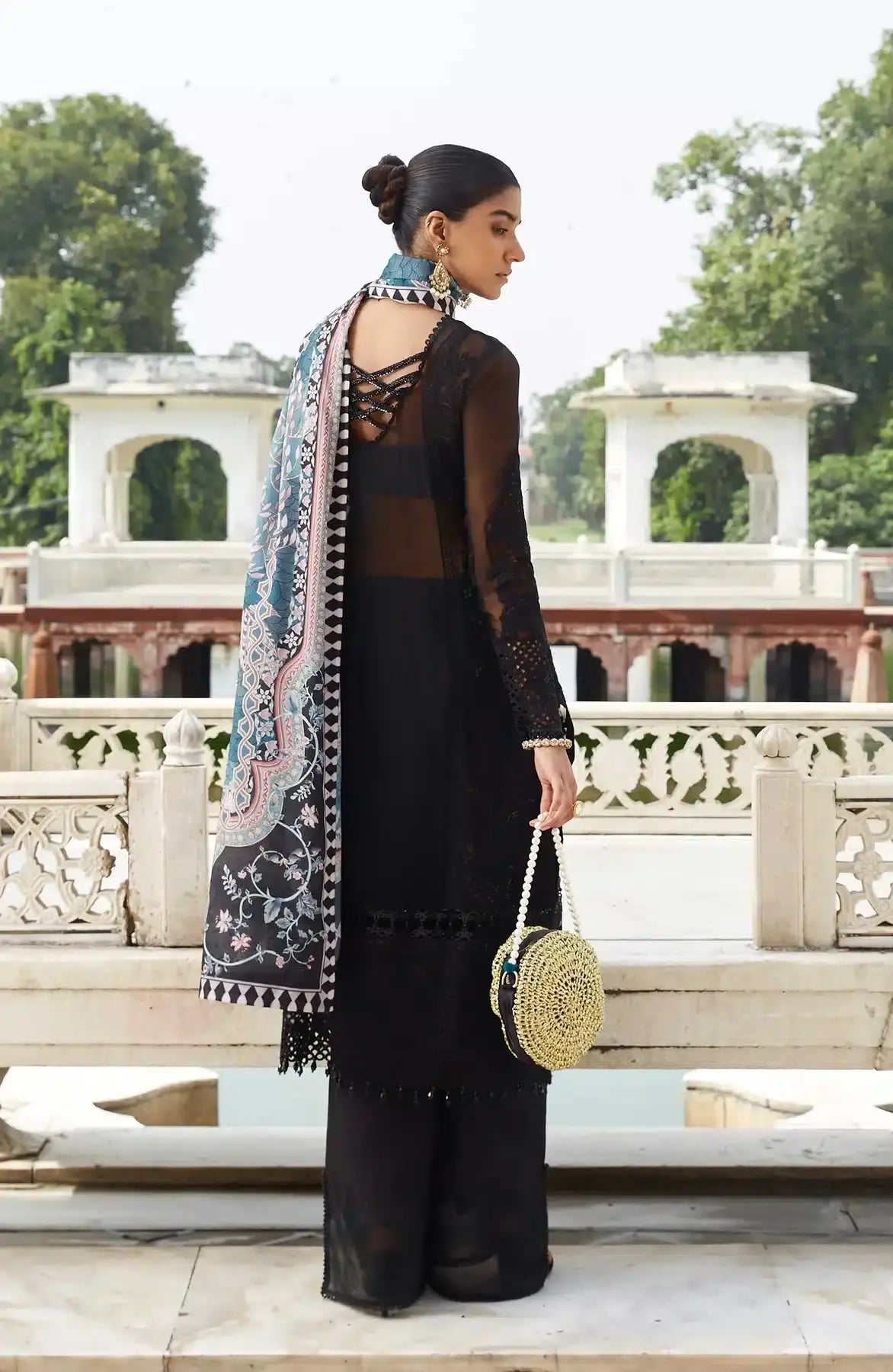 Seran | Taaruf Formals 2023 | Farah - Pakistani Designer Dress - by Seran | Type: Formal - 100% Original at Saira Sultan