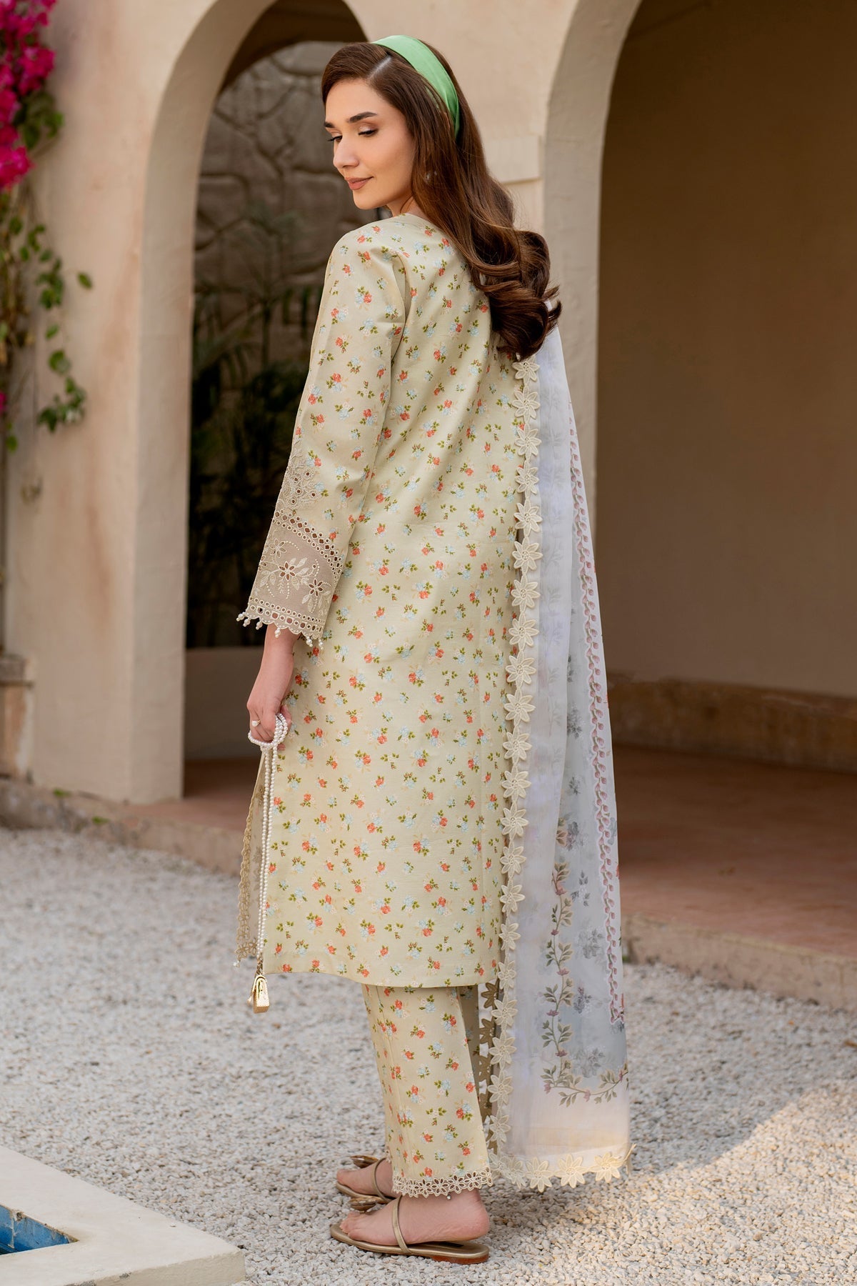 Alizeh | Levana Lawn | Solara S Ivory Lawn