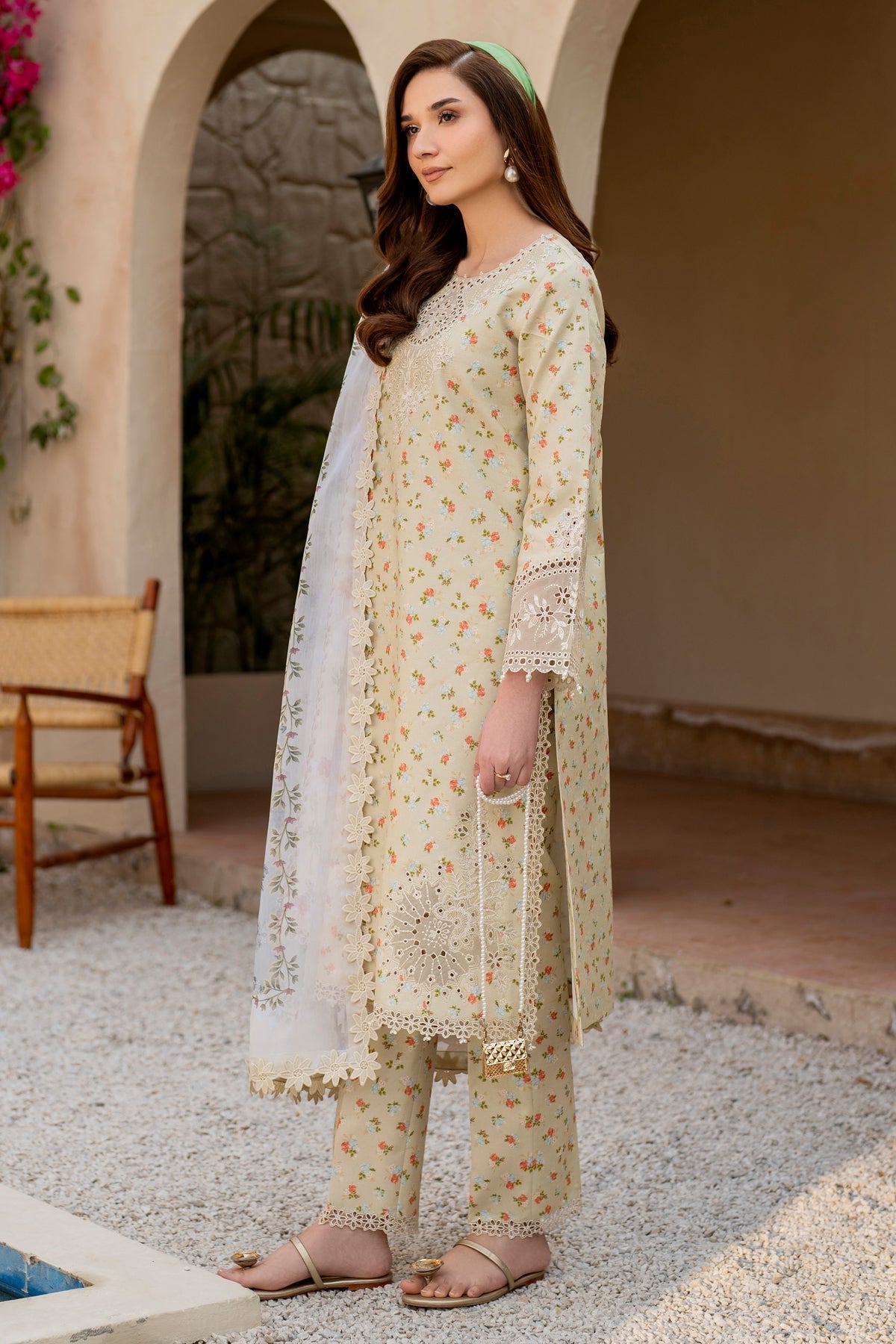 Alizeh | Levana Lawn | Solara XL Ivory Lawn