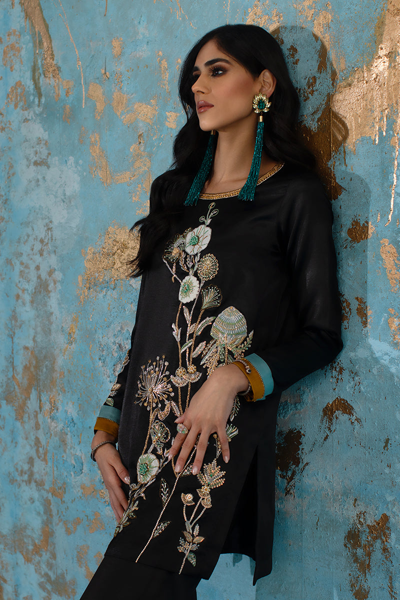 Wardha Saleem | Luxury Pret Fusion Wear | GISELE - FORMAL ( 2 PC) M Black Rod Silk