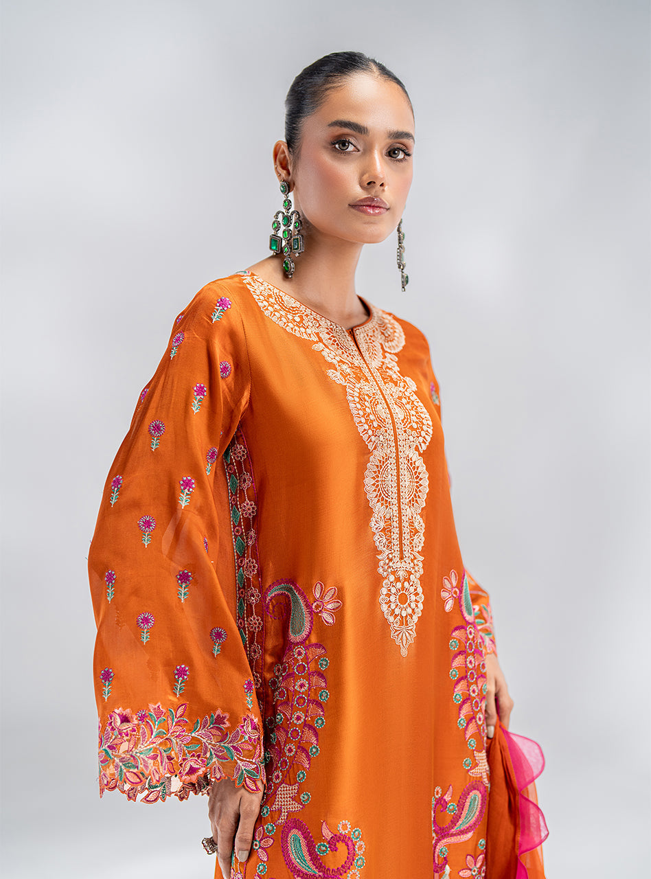 Zainab Chottani | Luxe Pret 25 | Auset
