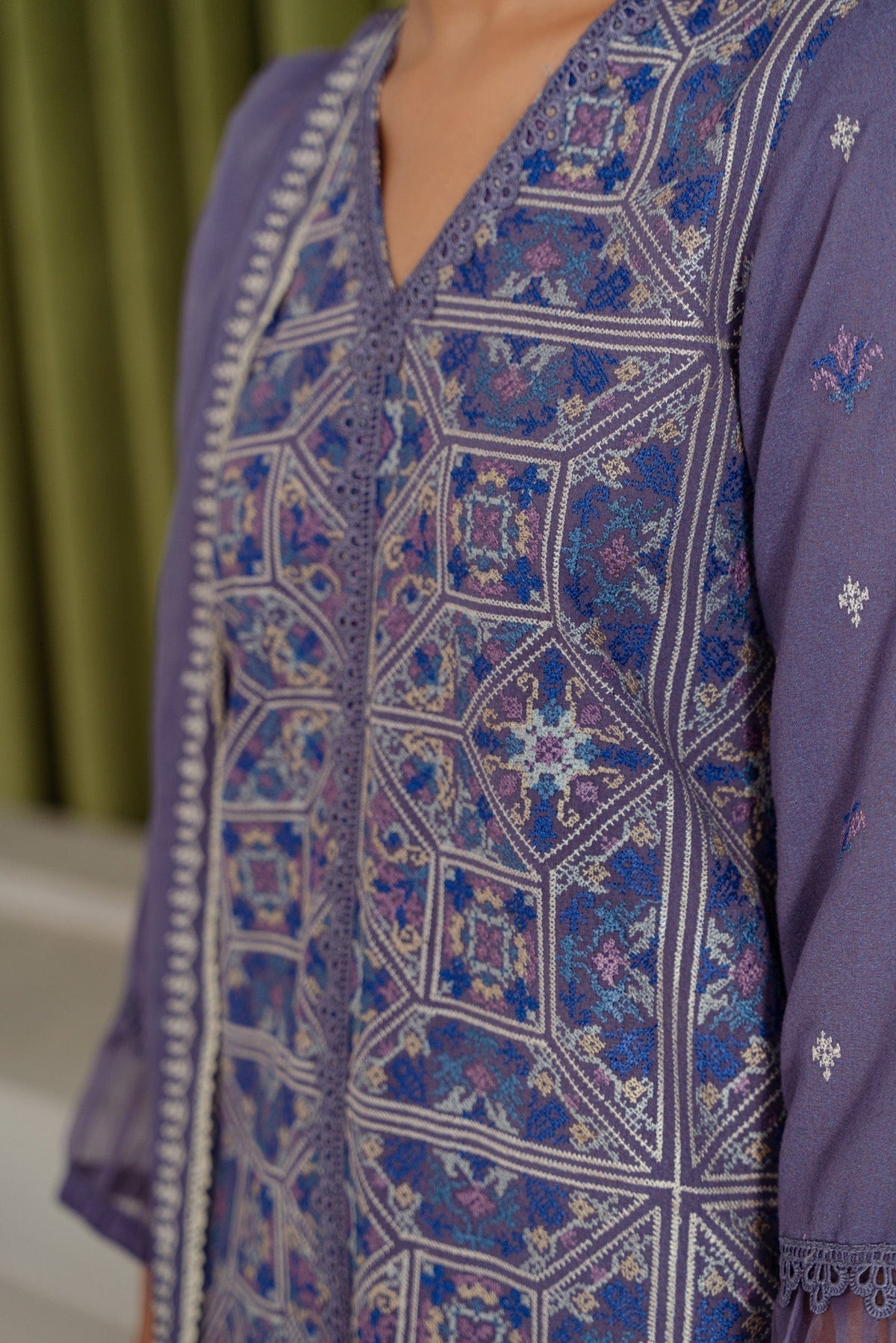 Taana Baana | Manzil Winter | B3400A M Light Lavender Karandi