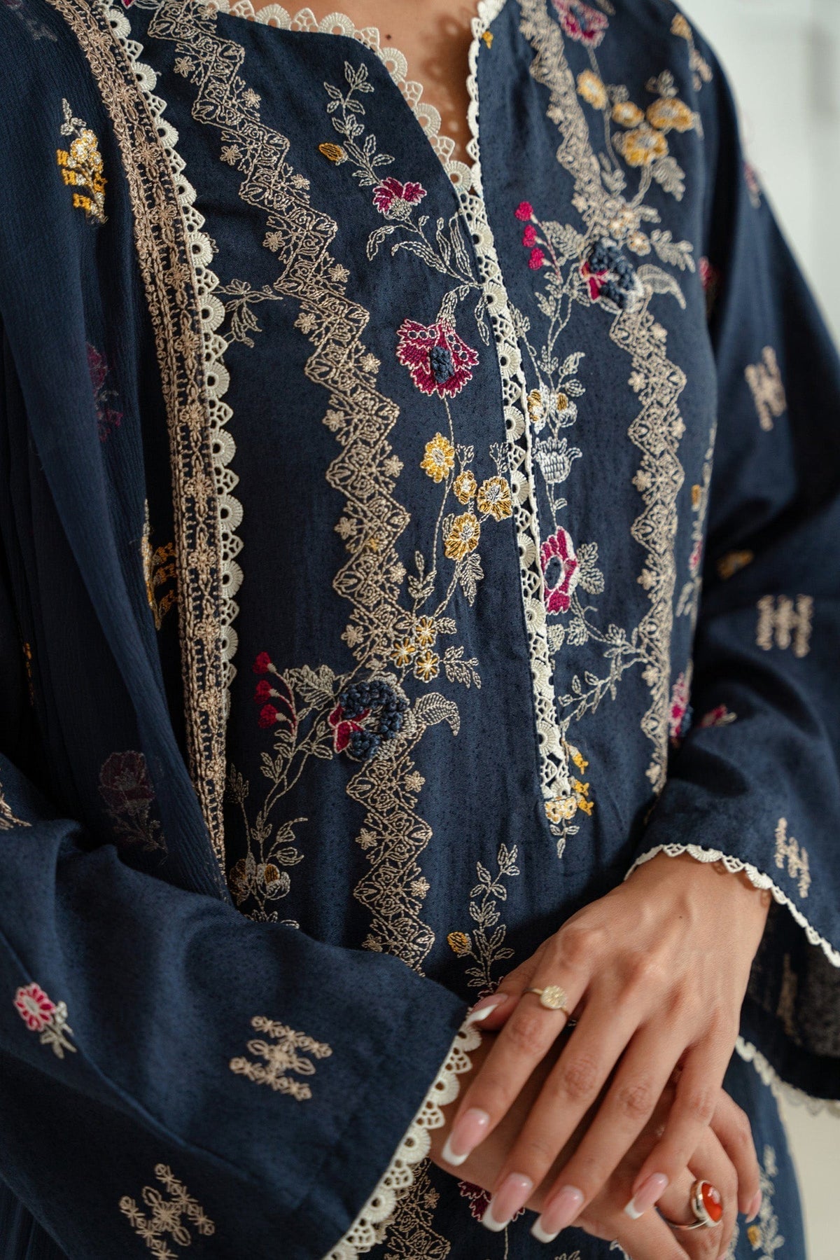 Taana Baana | Manzil Winter | M3404B M Navy Blue Karandi