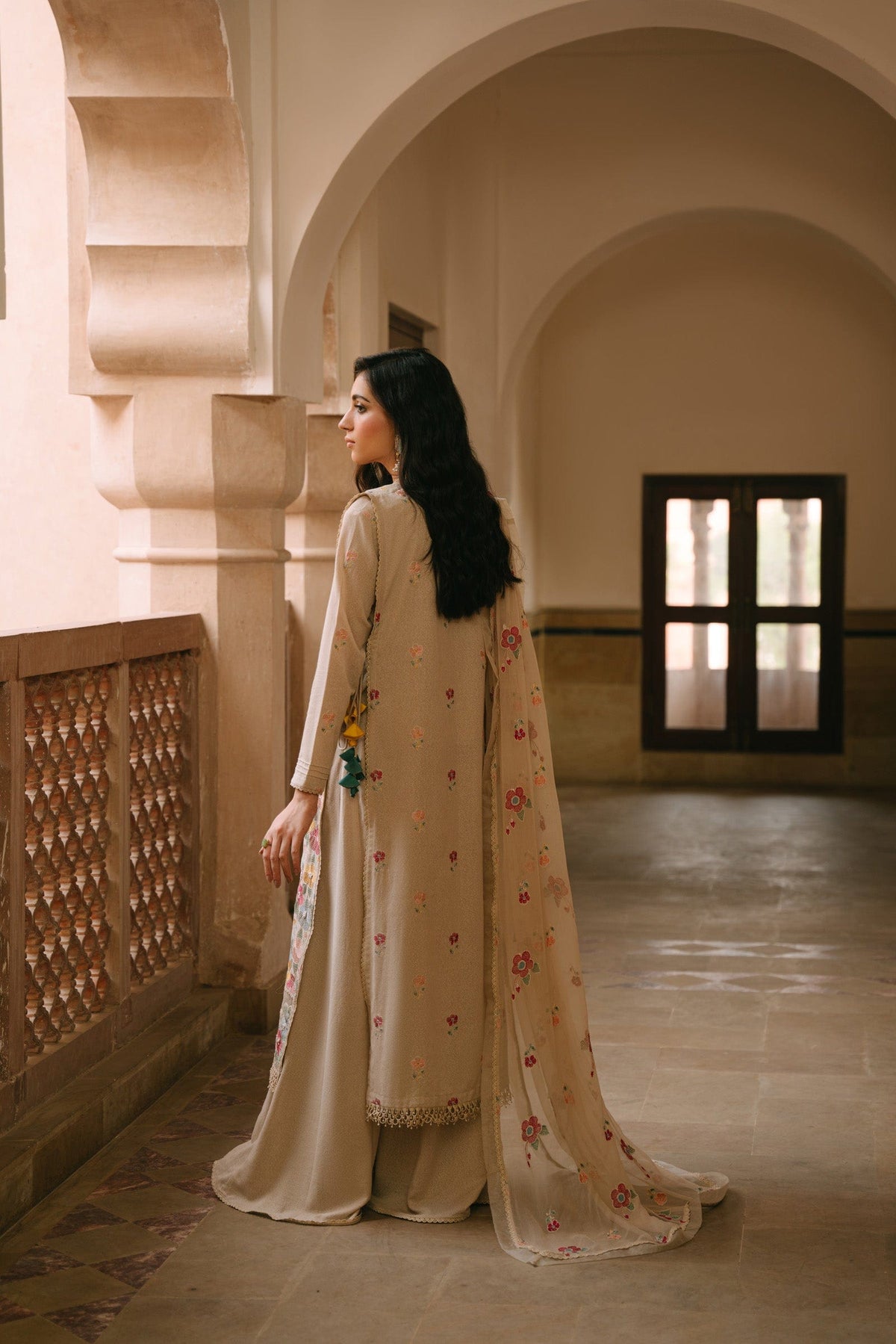 Taana Baana | Manzil Winter | M3407A S Beige Karandi