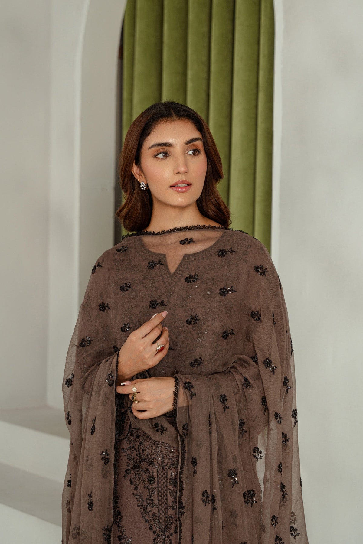 Taana Baana | Manzil Winter | S3393 M Brownish Grey Karandi