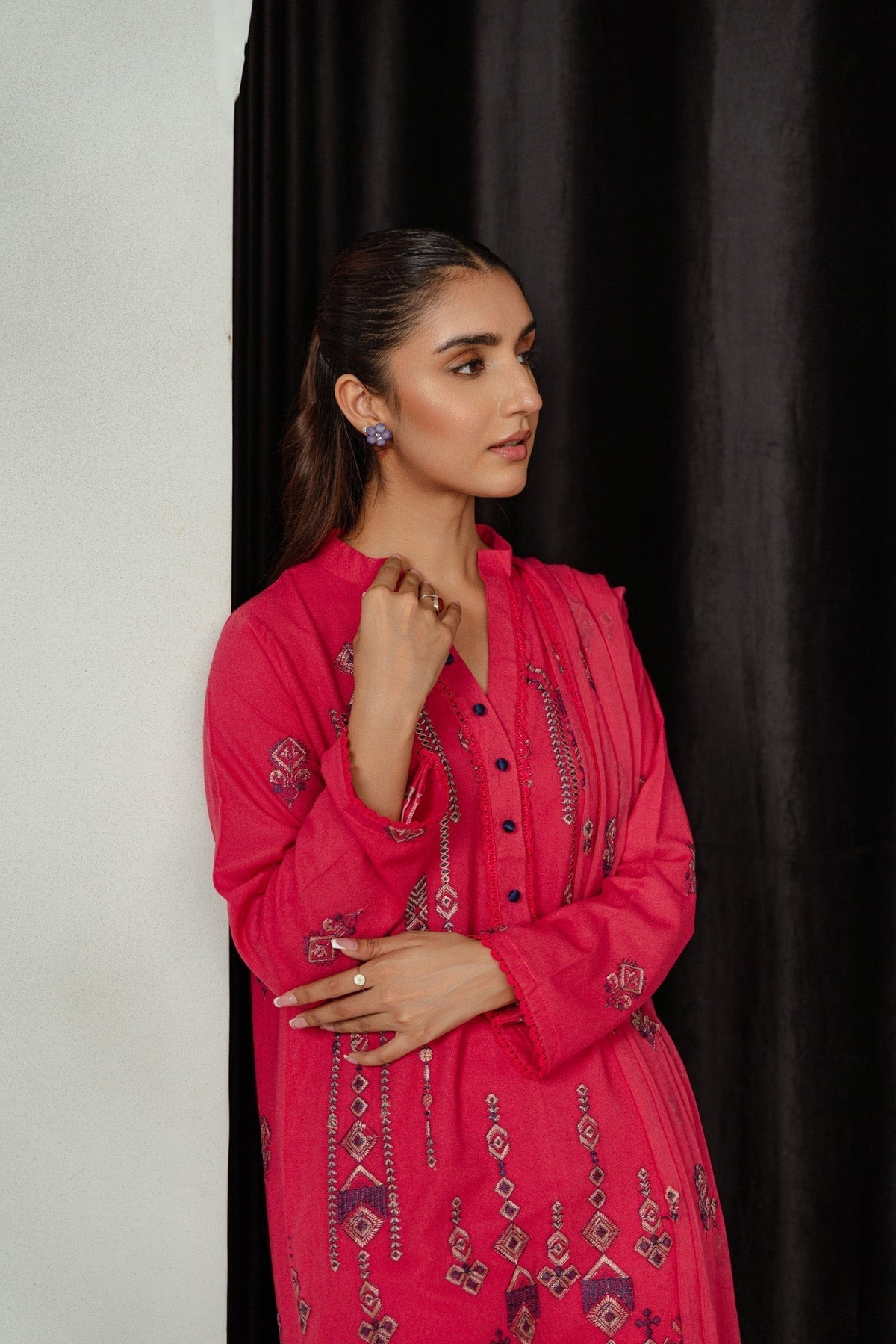Taana Baana | Manzil Winter | S3391B M Coral Pink Karandi