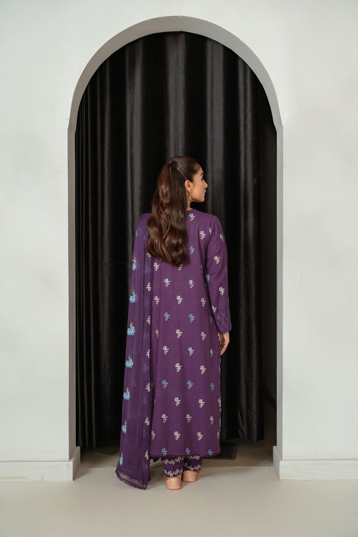 Taana Baana | Manzil Winter | C3409A S Dark Purple Karandi
