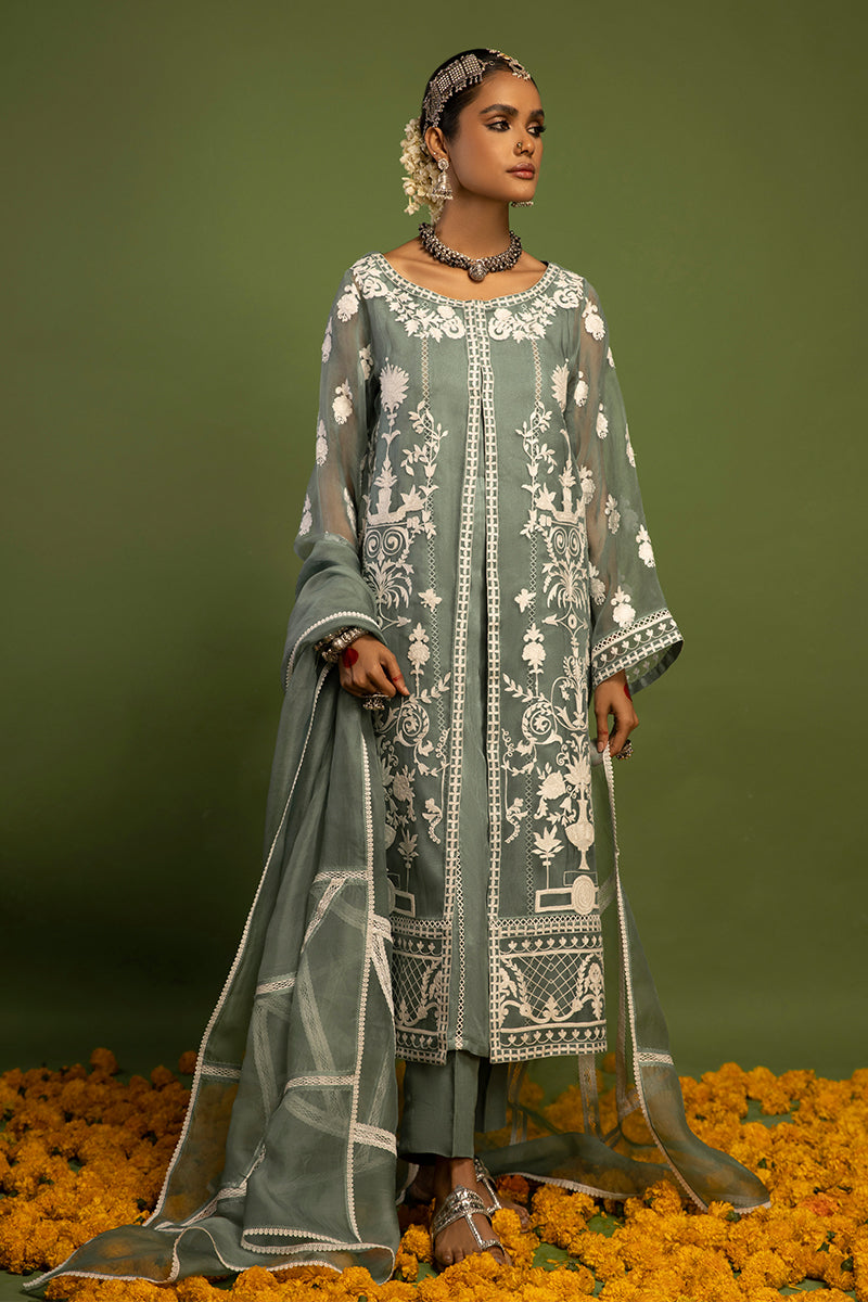 Wardha Saleem | Luxury Pret Traditional Wear | SHAJAR - AARI WORK (2 PC) XS Slate Organza