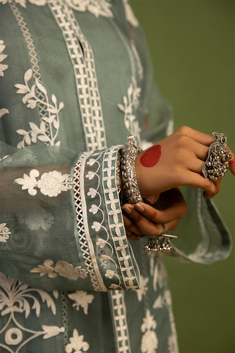 Wardha Saleem | Luxury Pret Traditional Wear | SHAJAR - AARI WORK (2 PC) L Slate Organza