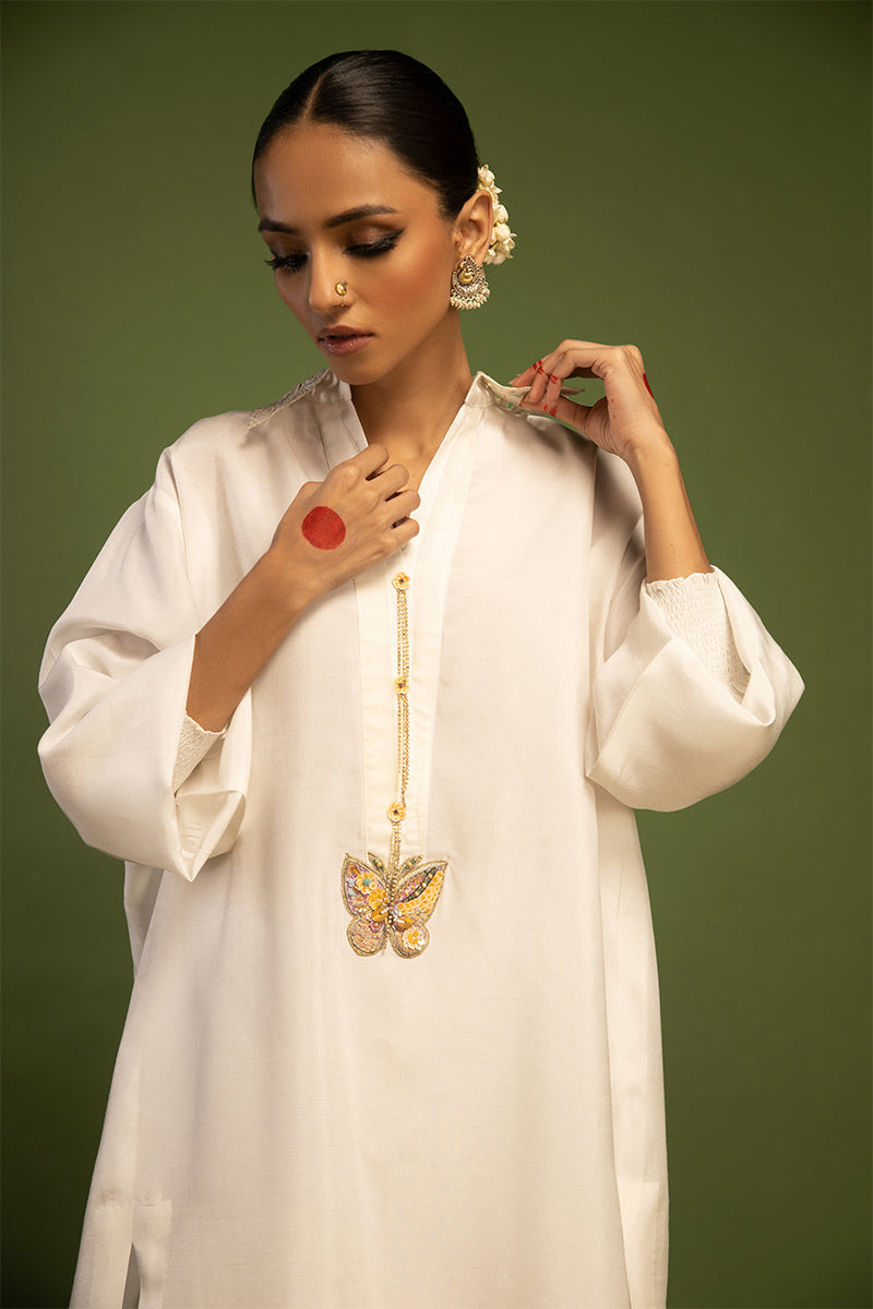 Wardha Saleem | Luxury Pret Traditional Wear | TITLI (2 PC) M White Raw Silk