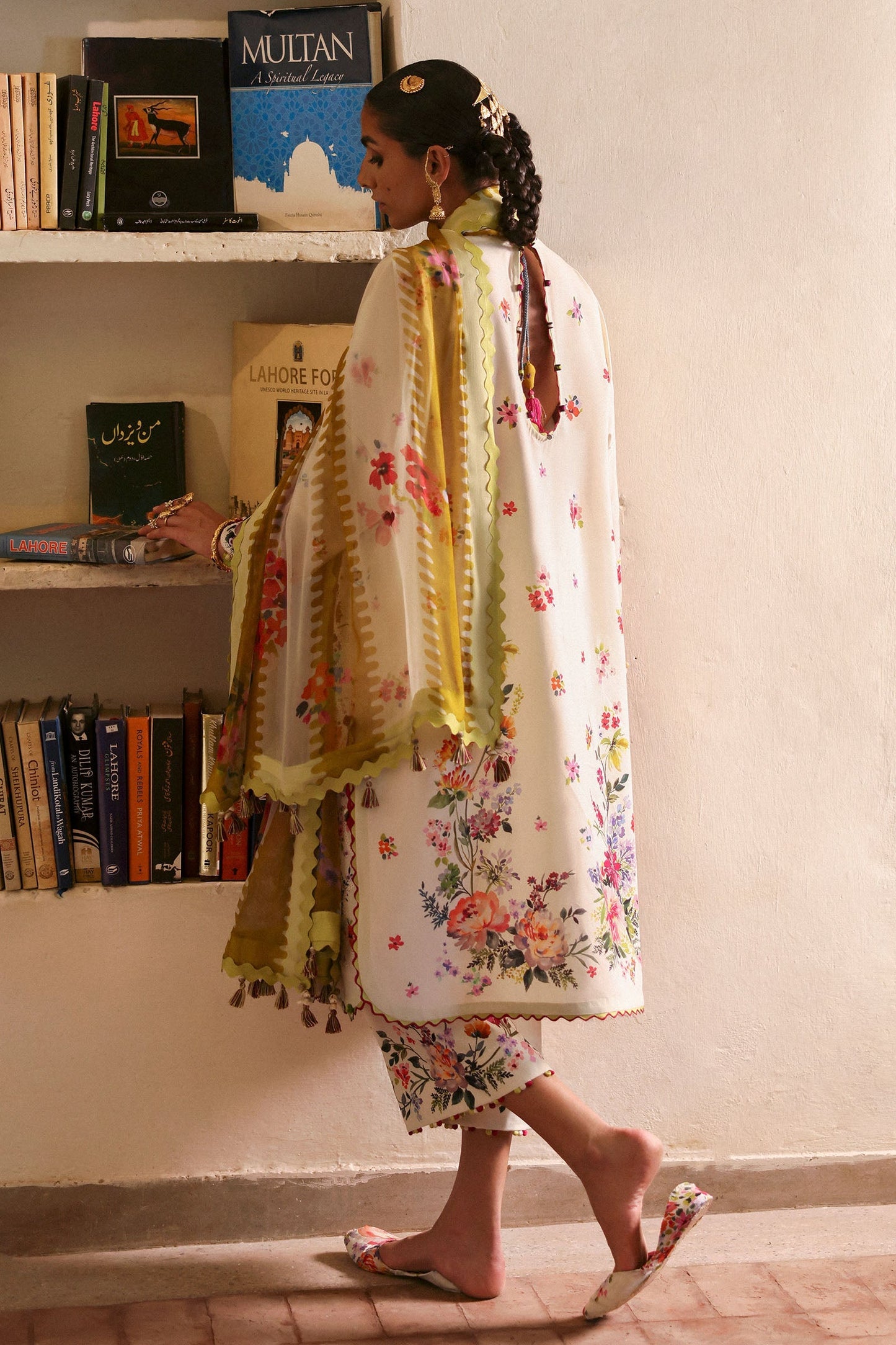 Zaha | Festive Lawn 25 | CHANDNI (ZF-25-10) S Beige Lawn