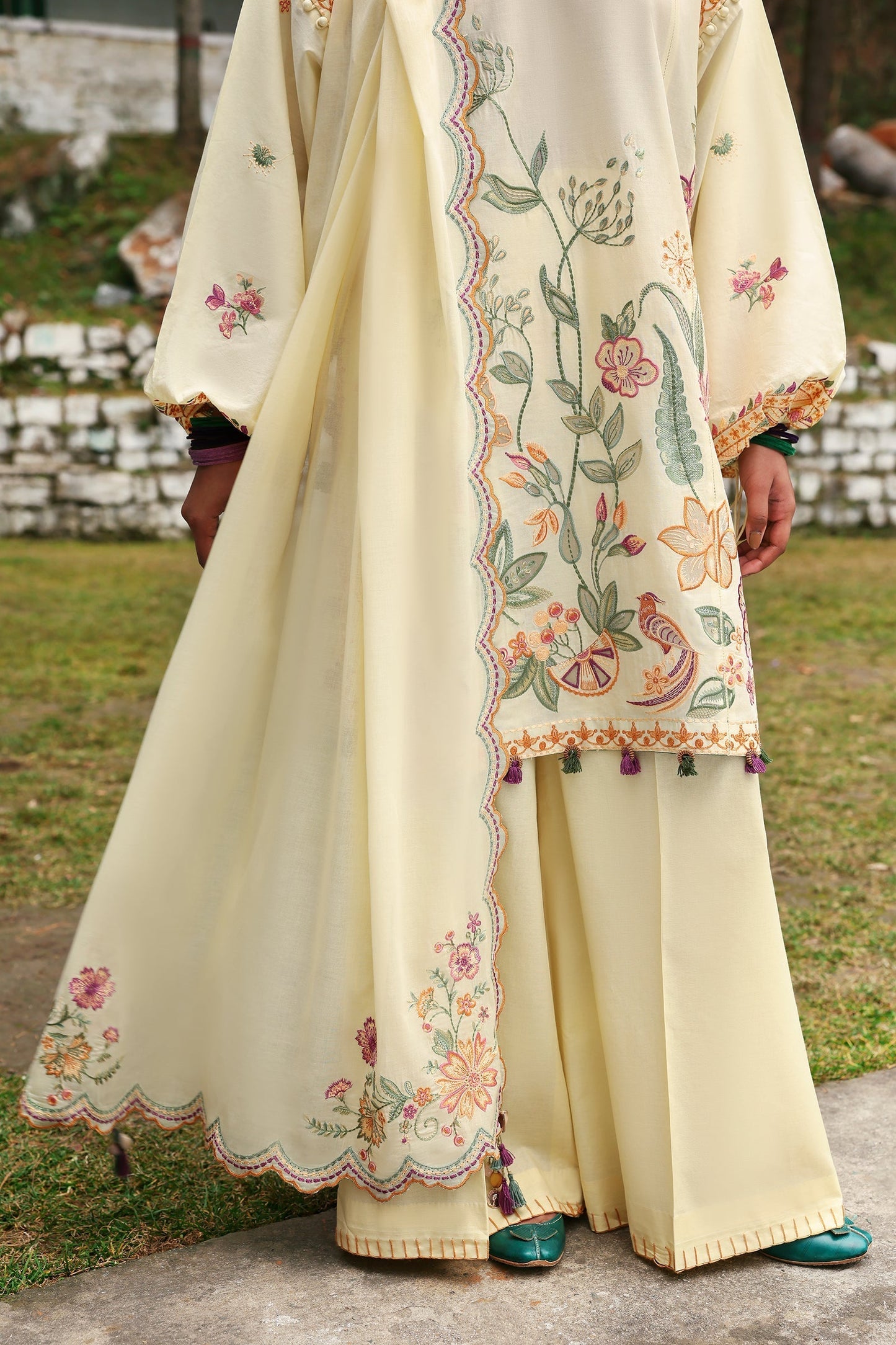 Zaha | Lawn 25 | ZANIA (ZL25-13 A) M Pastel Yellow Lawn