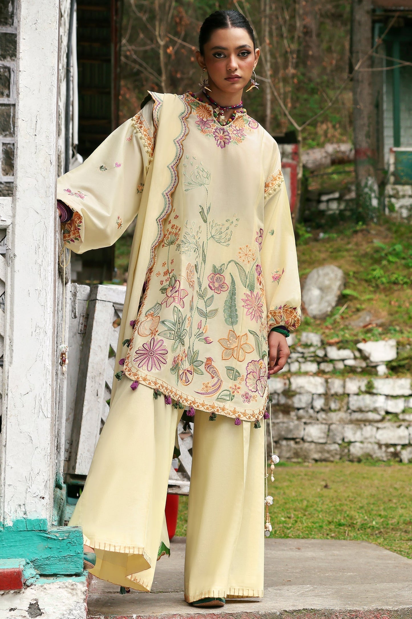 Zaha | Lawn 25 | ZANIA (ZL25-13 A) XS Pastel Yellow Lawn