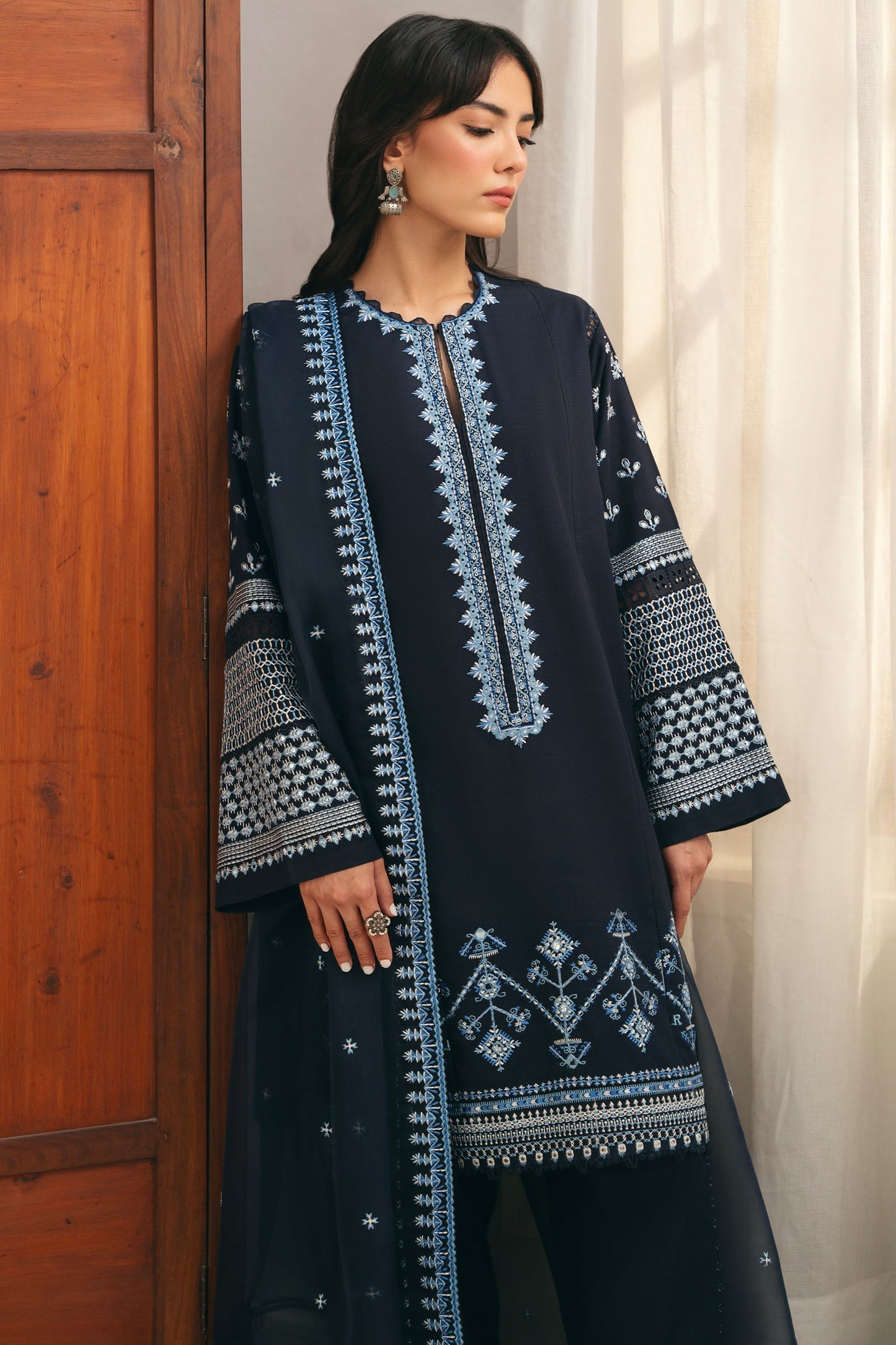 Zaha | Aangan Ready to Wear | ROSHAN (ZRW-20907) S Dark Blue Khaddar
