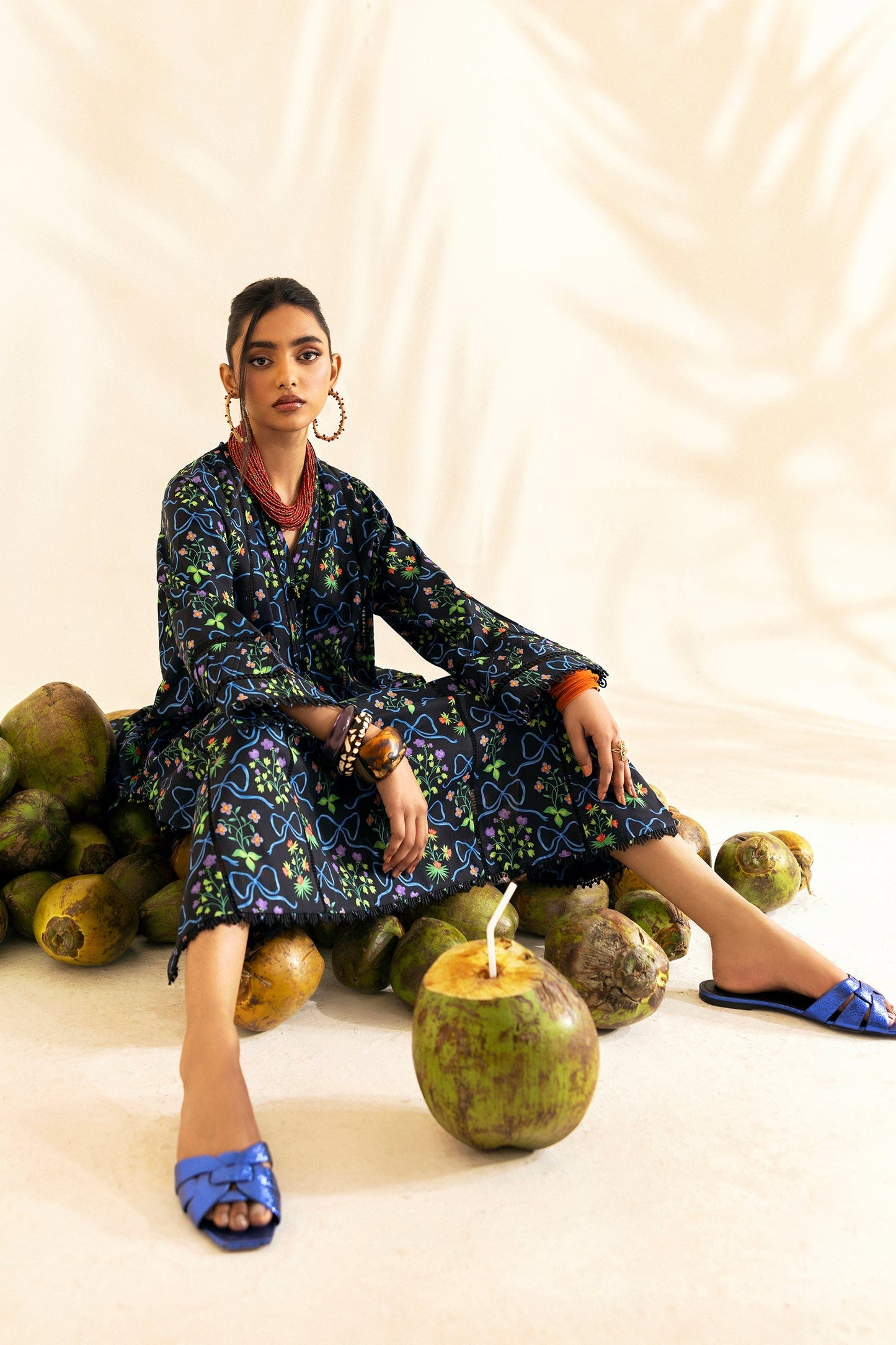 Zaha | Pop RTW | CAYANA L Black Lawn