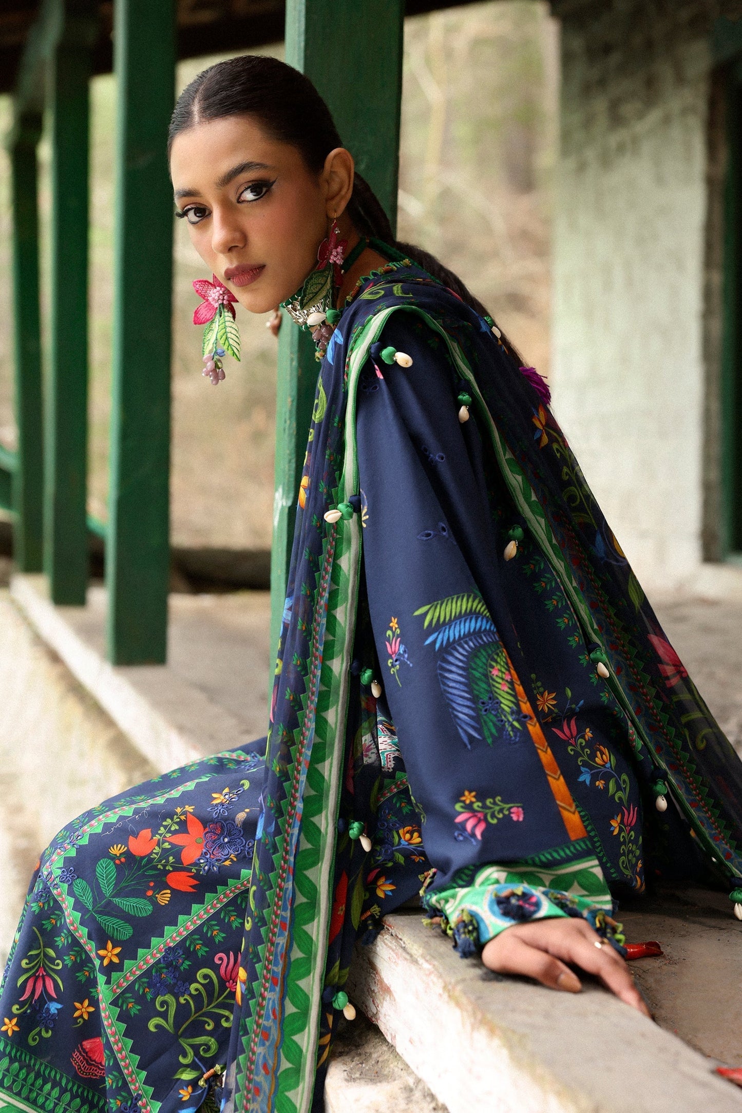 Zaha | Lawn 25 | AMANI (ZL25-06 B) XL Midnight Blue Lawn