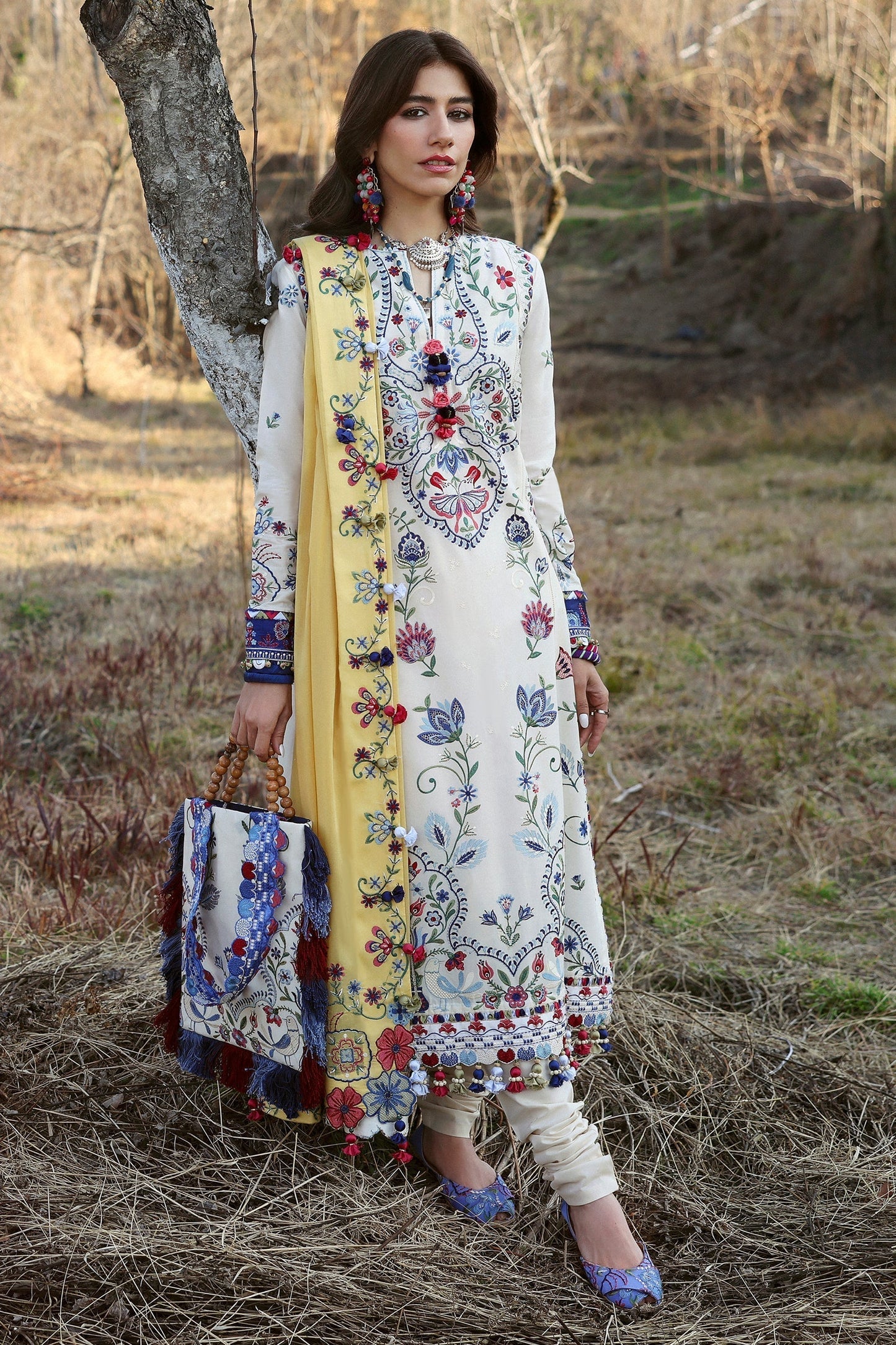 Zaha | Lawn 25 | KASHUR (ZL25-11 B) S Off White Lawn