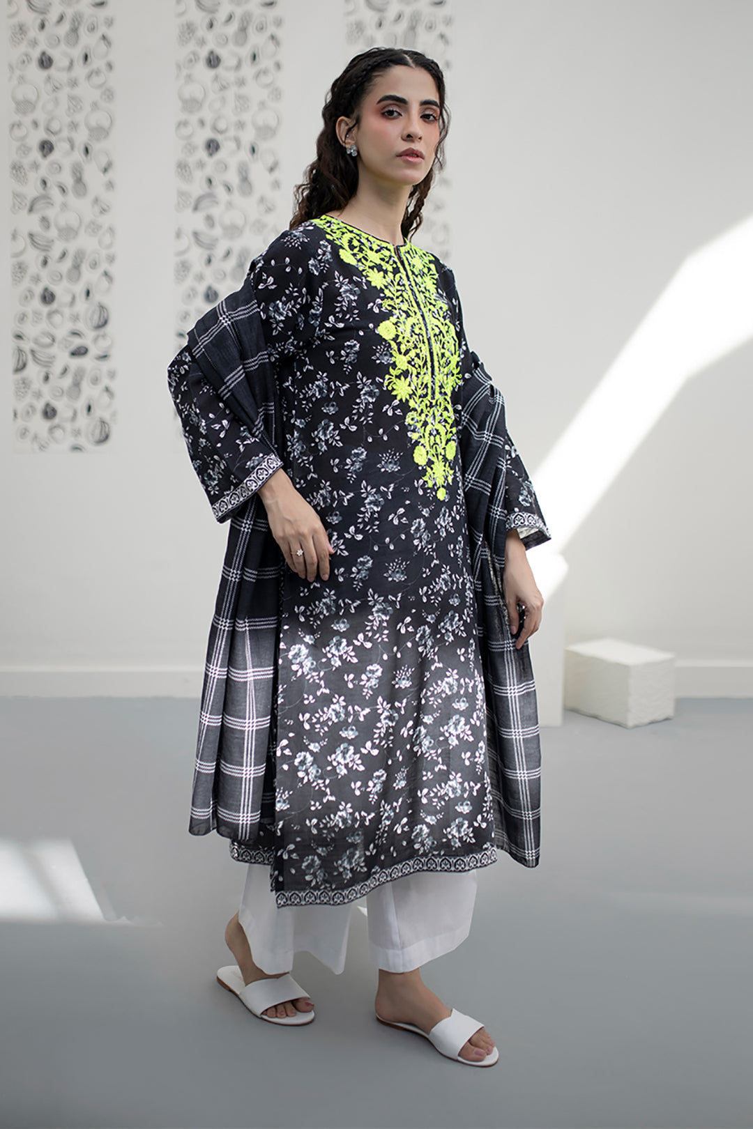 Zellbury | Winter Pret | Embroidered Kurta Dupatta - 1525
