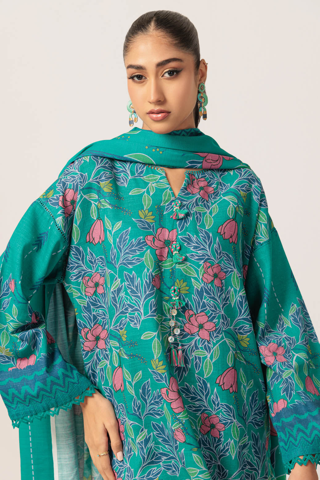 Bonanza Satrangi | Green Khaddar 3 Piece (WS1243P09) 16 Green