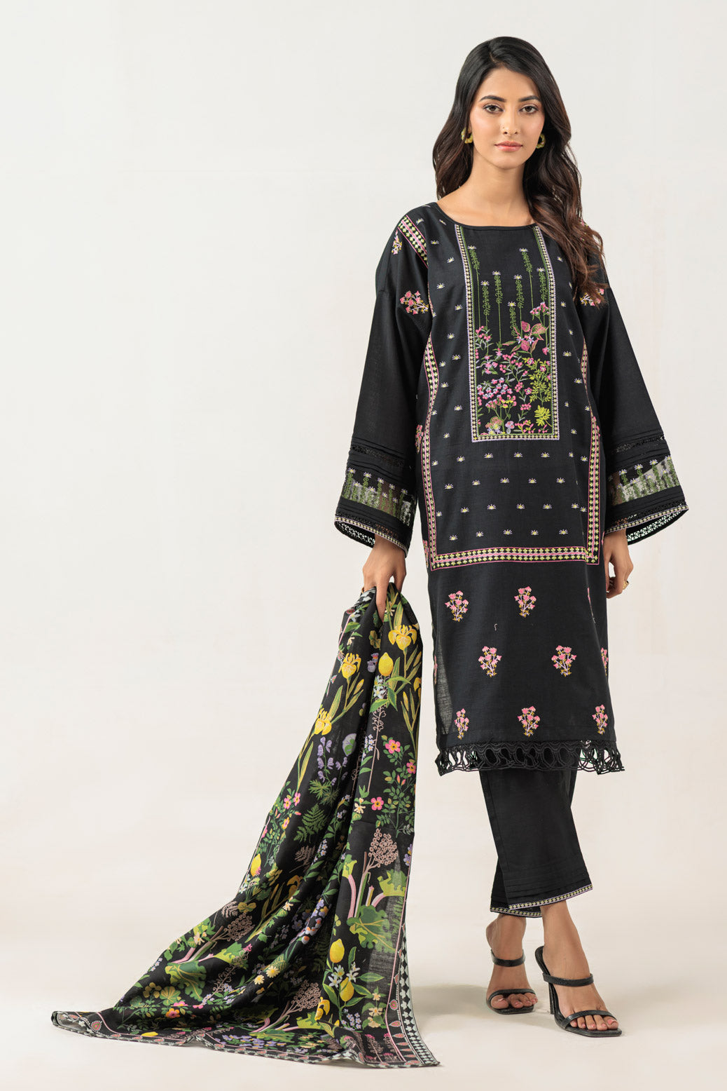 Bonanza Satrangi | Black Khaddar 3 Piece (WS1243P14) 10 Black