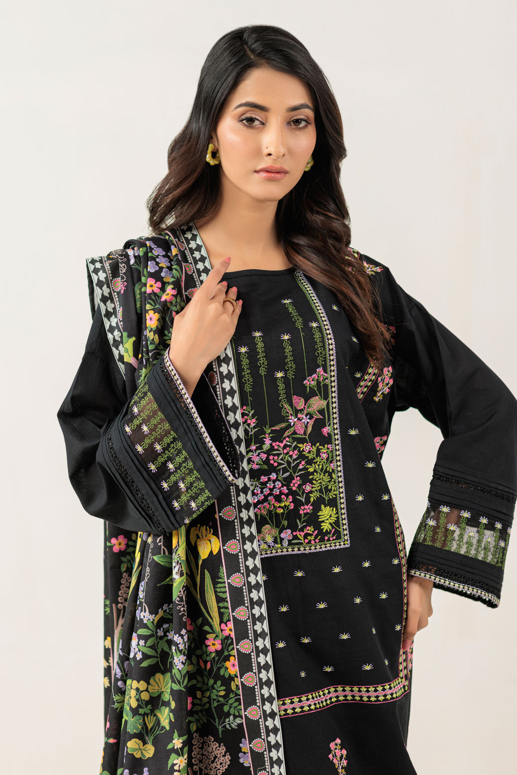 Bonanza Satrangi | Black Khaddar 3 Piece (WS1243P14) 12 Black