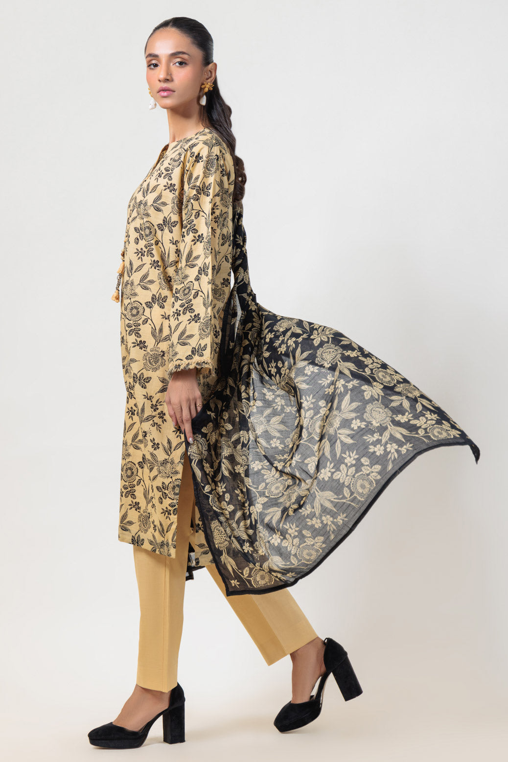 Bonanza Satrangi | Beige Cambric 3 Piece (WS2243P11) 12 Beige