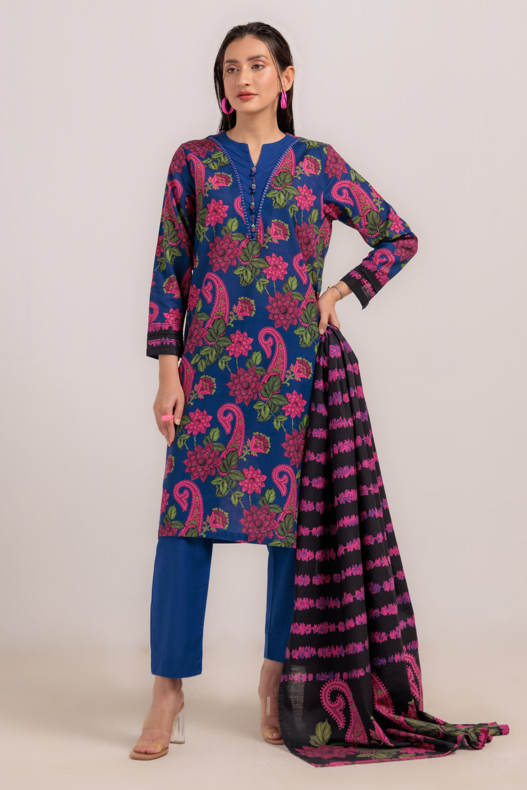 Bonanza Satrangi | R Blue Khaddar 3 Piece (WS2243P14) 8 Blue