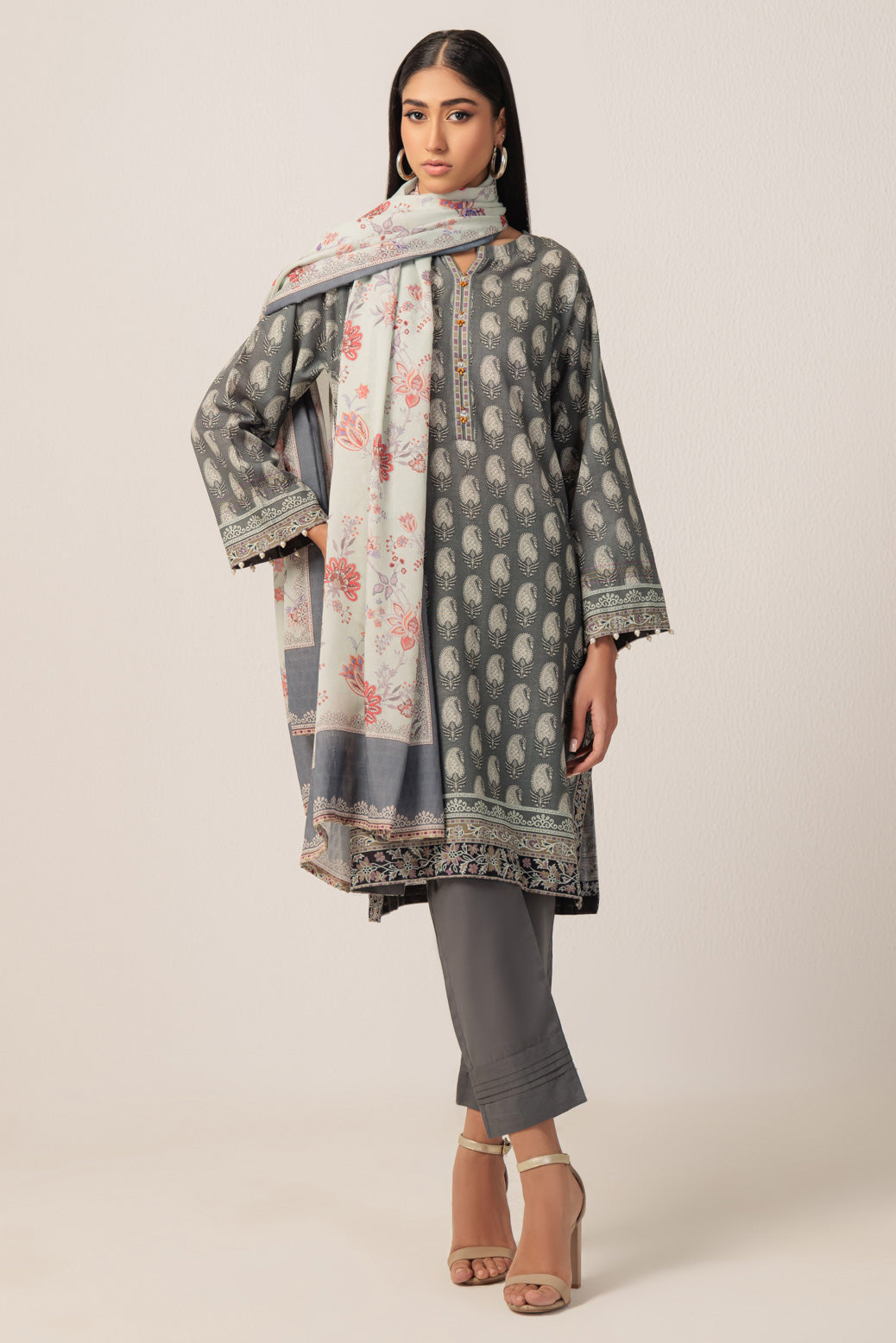 Bonanza Satrangi | Grey Khaddar 3 Piece (WS2243P22) 14 Grey